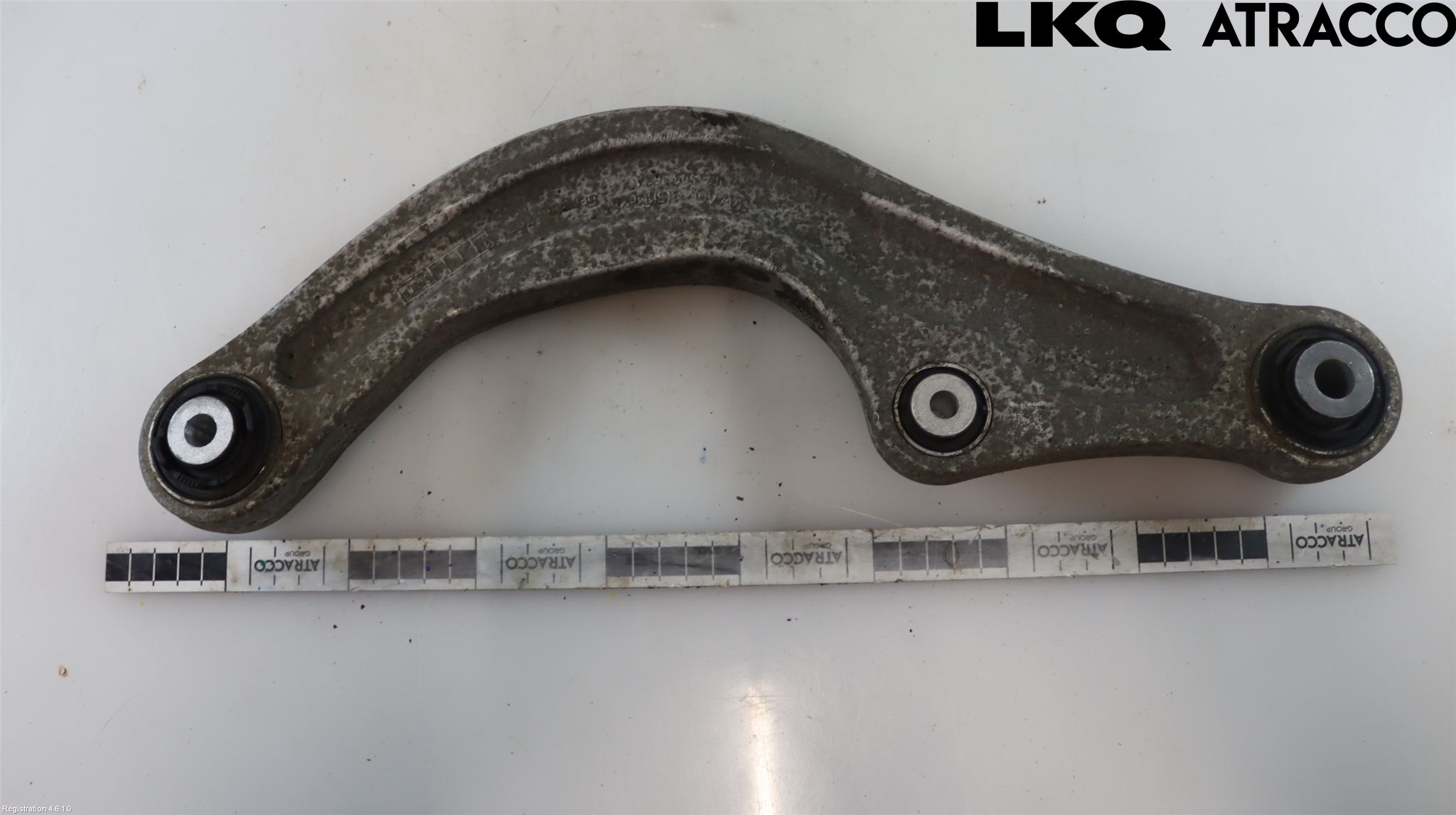 Volkswagen VW ID.4 21- Bärarm Bak Övre Höger