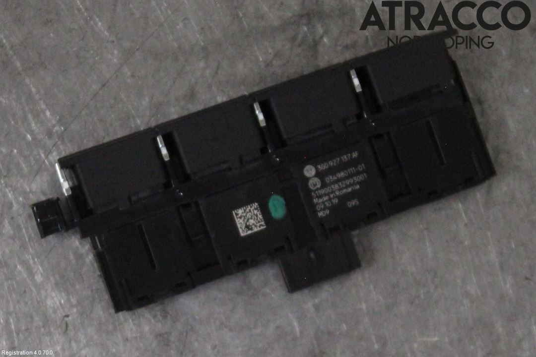 Volkswagen VW PASSAT 15-19 Strömställare Multifunktion