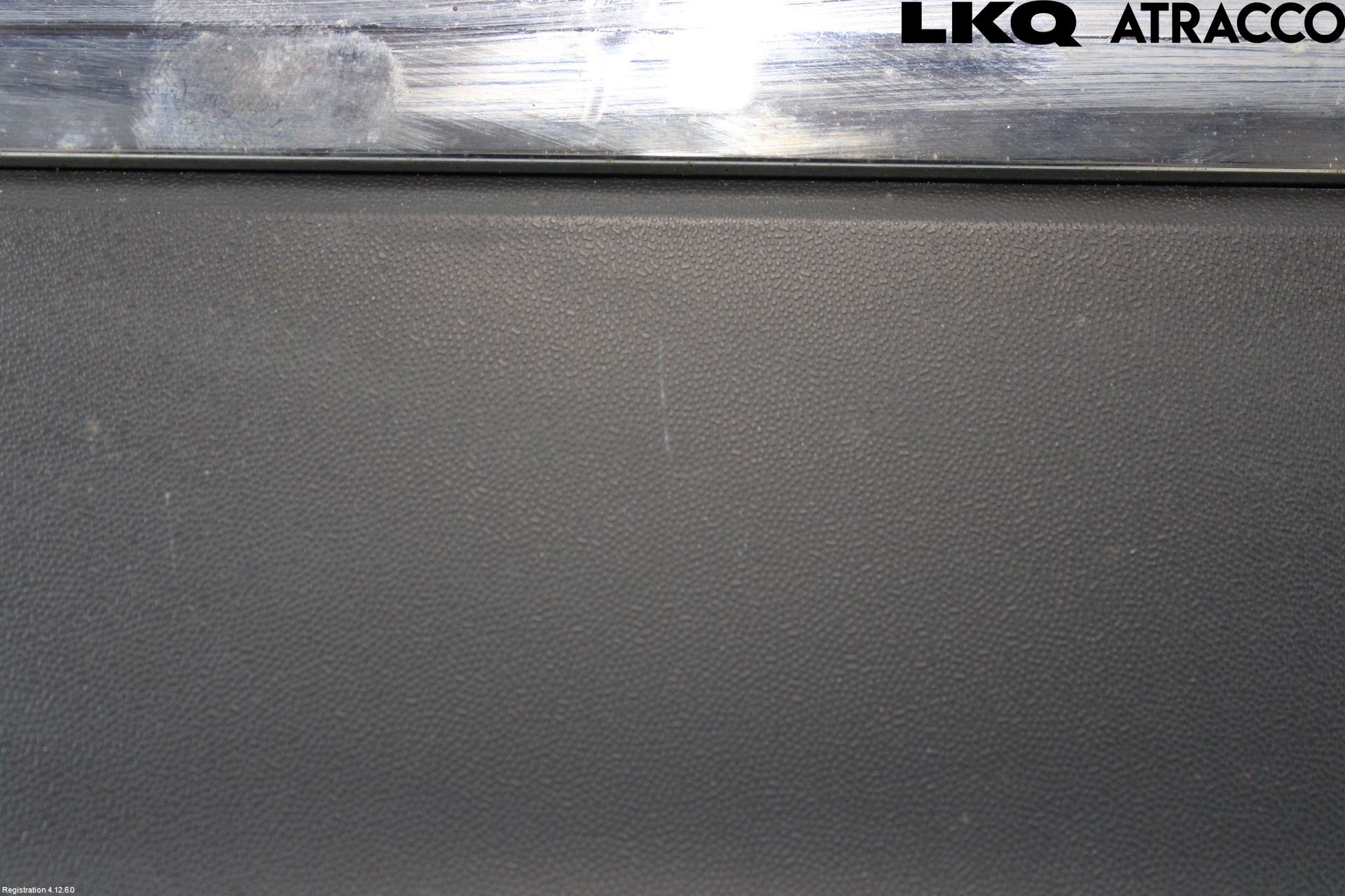 Volkswagen VW TIGUAN 16-24 Dörr Dekorlist Fram Vä