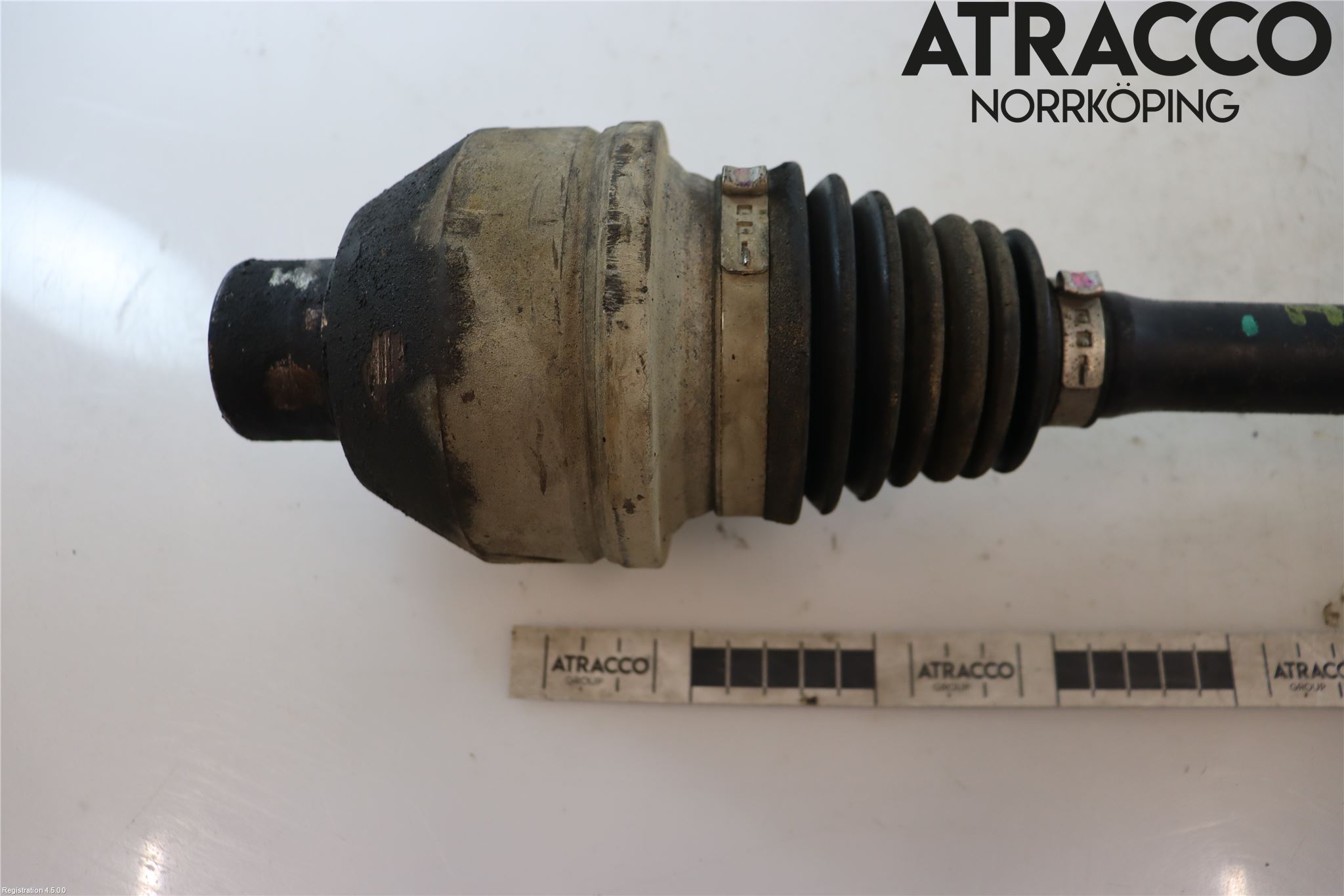 Volkswagen VW TRANSP/CARAVELLE (T5) 04-15 Drivaxel Fram Höger