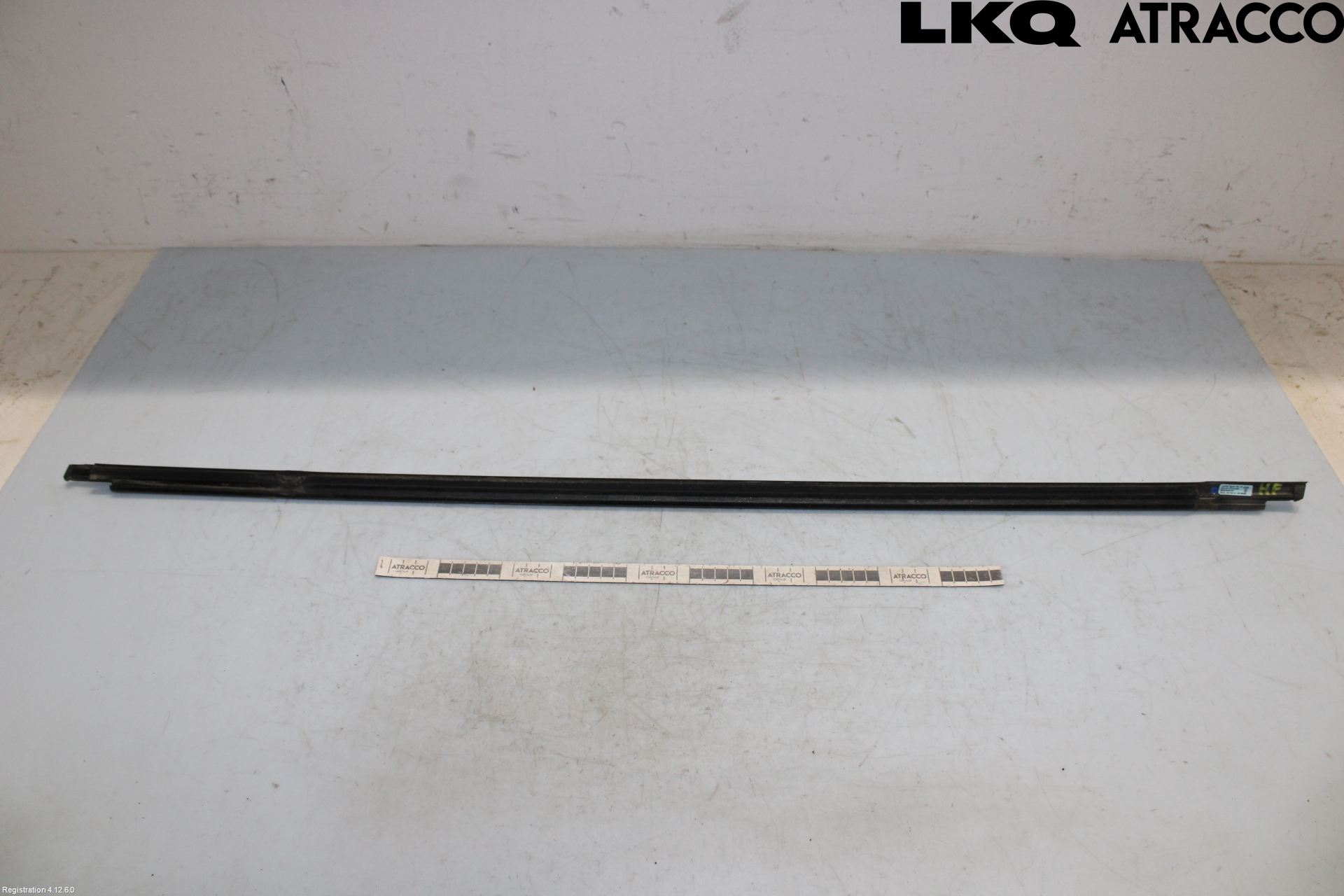 Volkswagen VW TIGUAN 16-24 Dörr Dekorlist Fram Hö