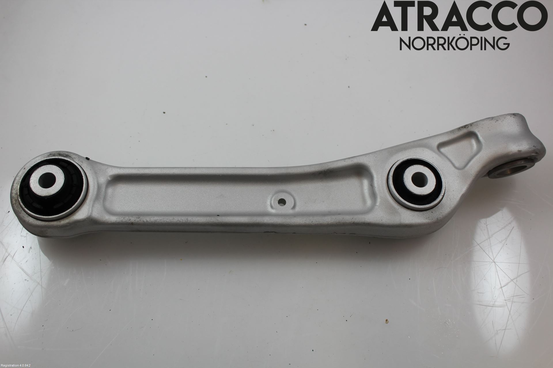 Audi A4/S4 B9 16-19 Bärarm Fram Undre Vä