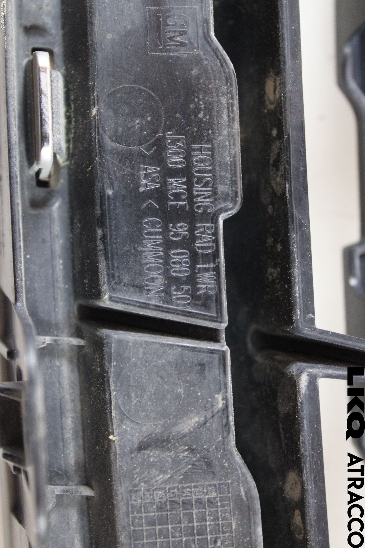 GM CHEVROLET CRUZE Grill Komp