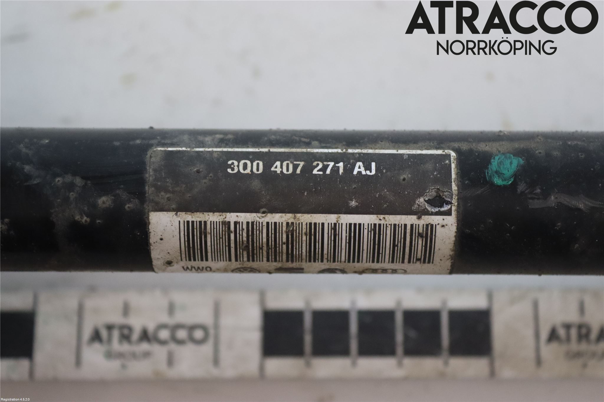 Volkswagen VW PASSAT 20-24 Drivaxel Fram Vänster