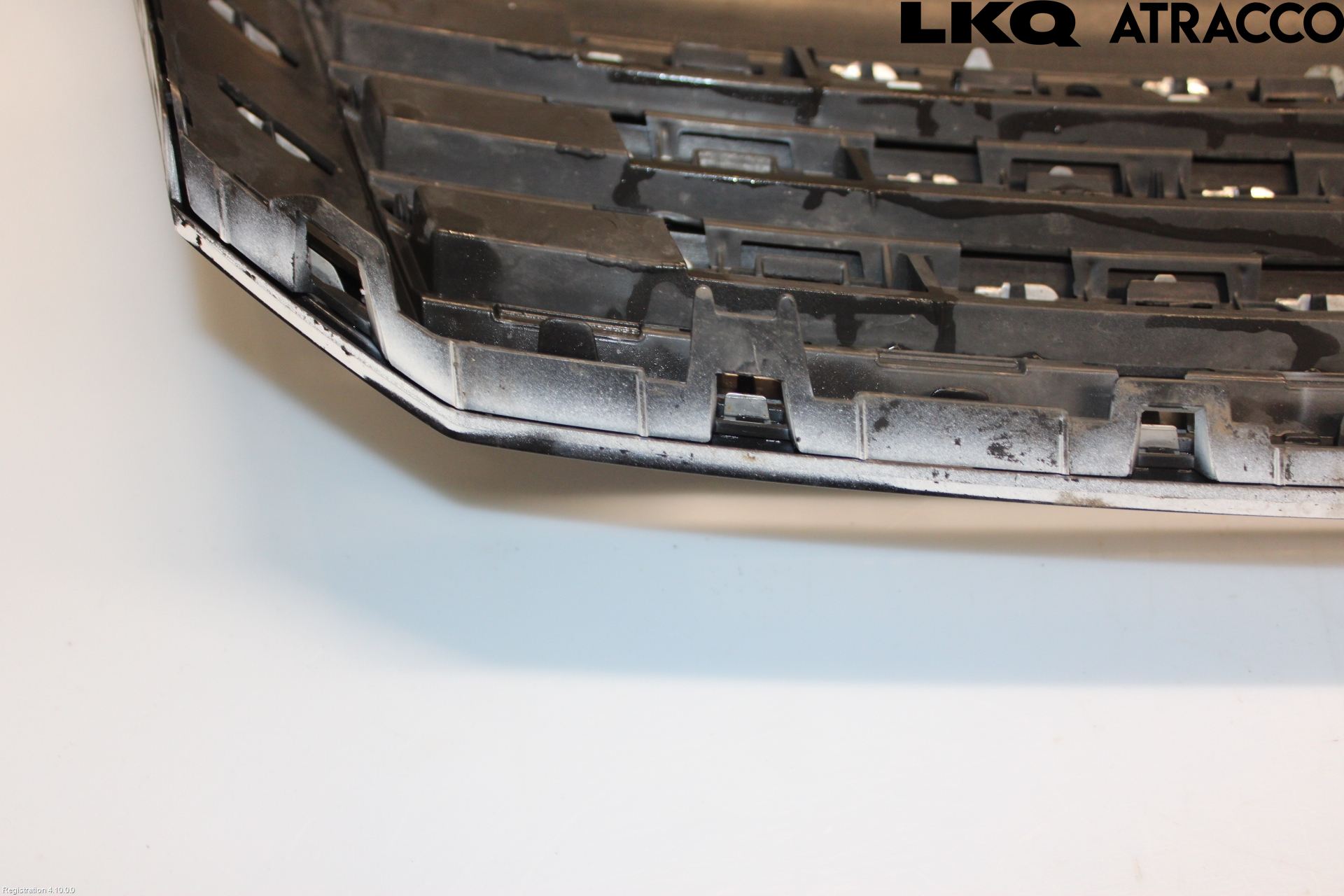 Volkswagen VW PASSAT 11-14 Grill Komp