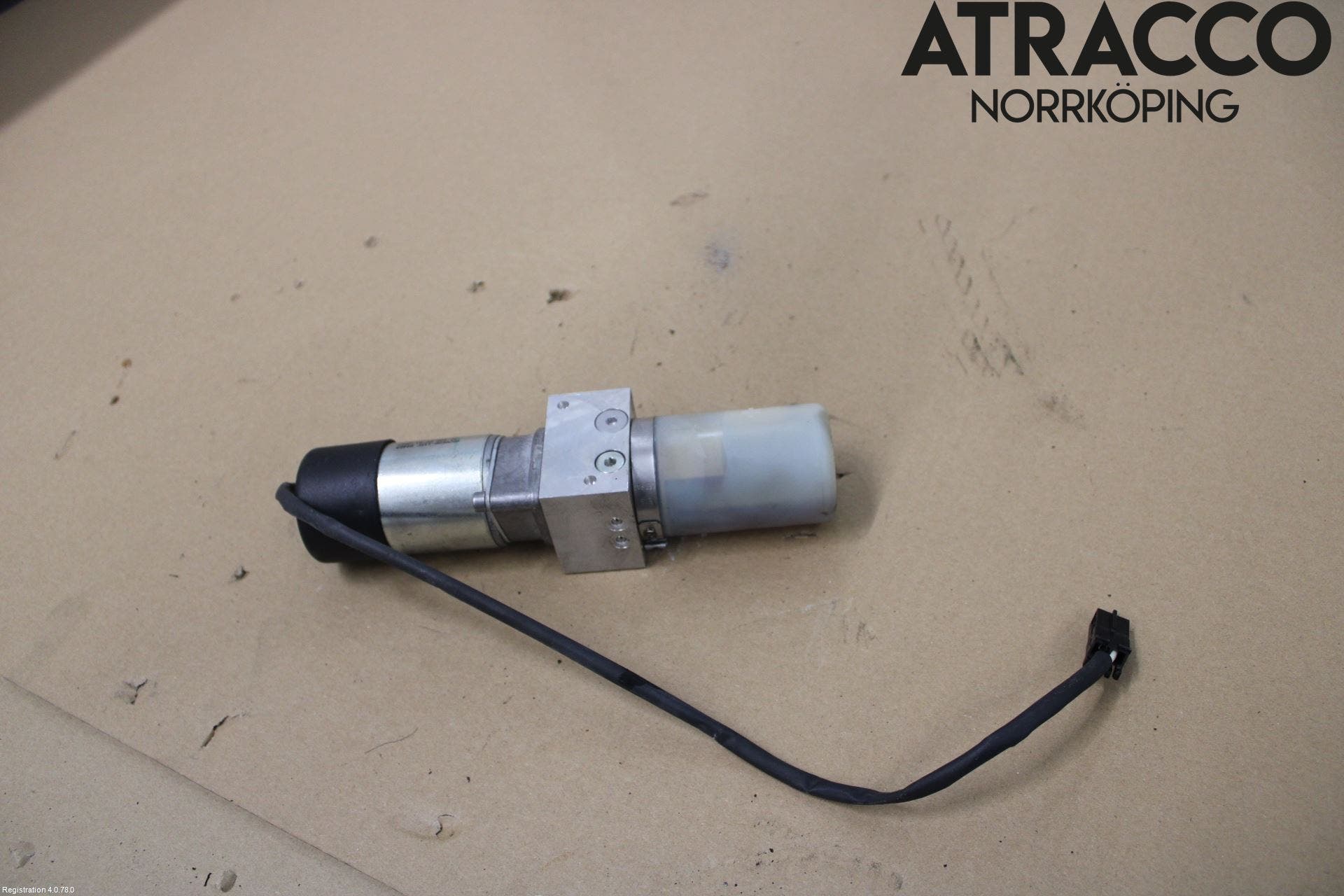 Mercedes-Benz MB S-KLASS (W221) 05-13 Bakluckeöppnare Automatisk