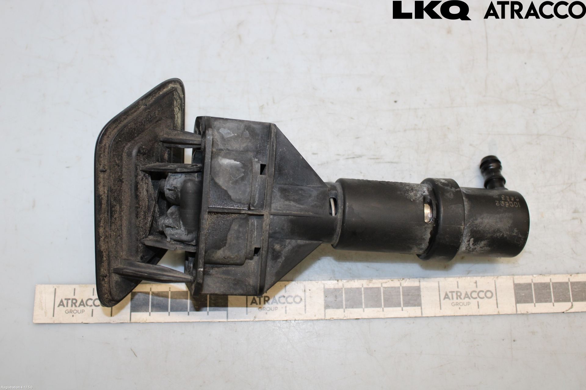 Audi A6/S6     97-05 Spolarmunstycke Strålkastare