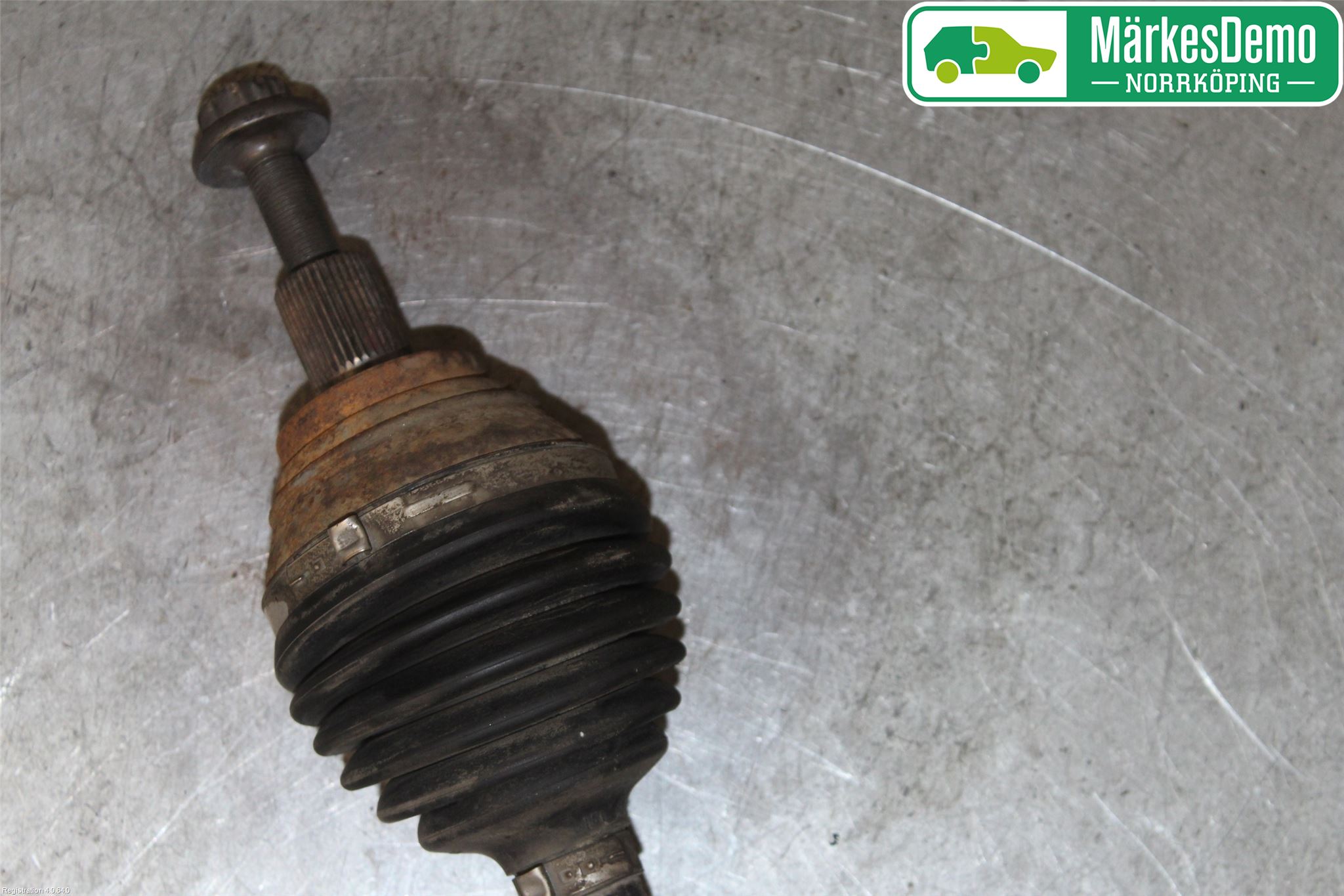 Audi A3/S3 8V 13-20 Drivaxel Fram Höger