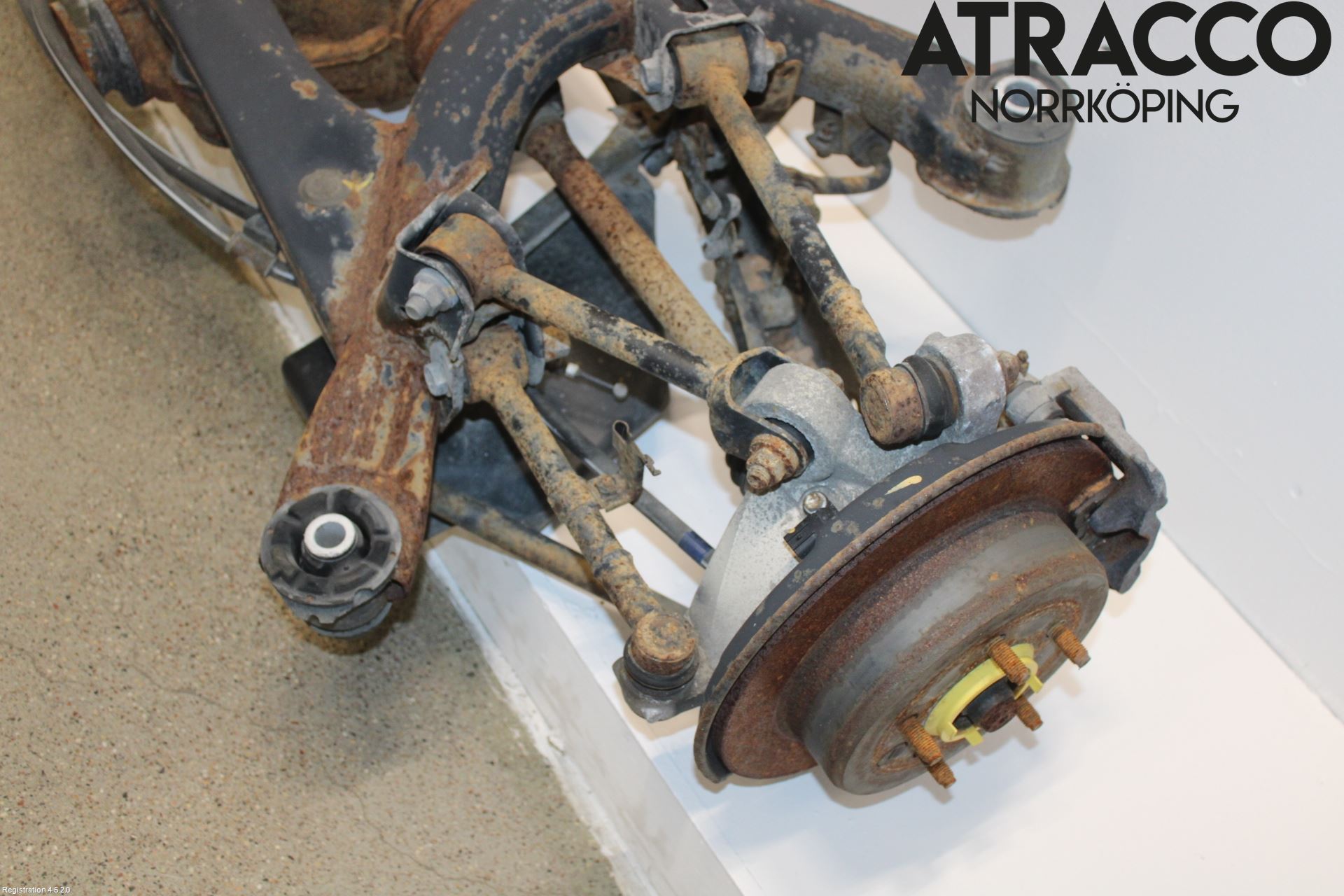 Toyota CROWN Bakaxel