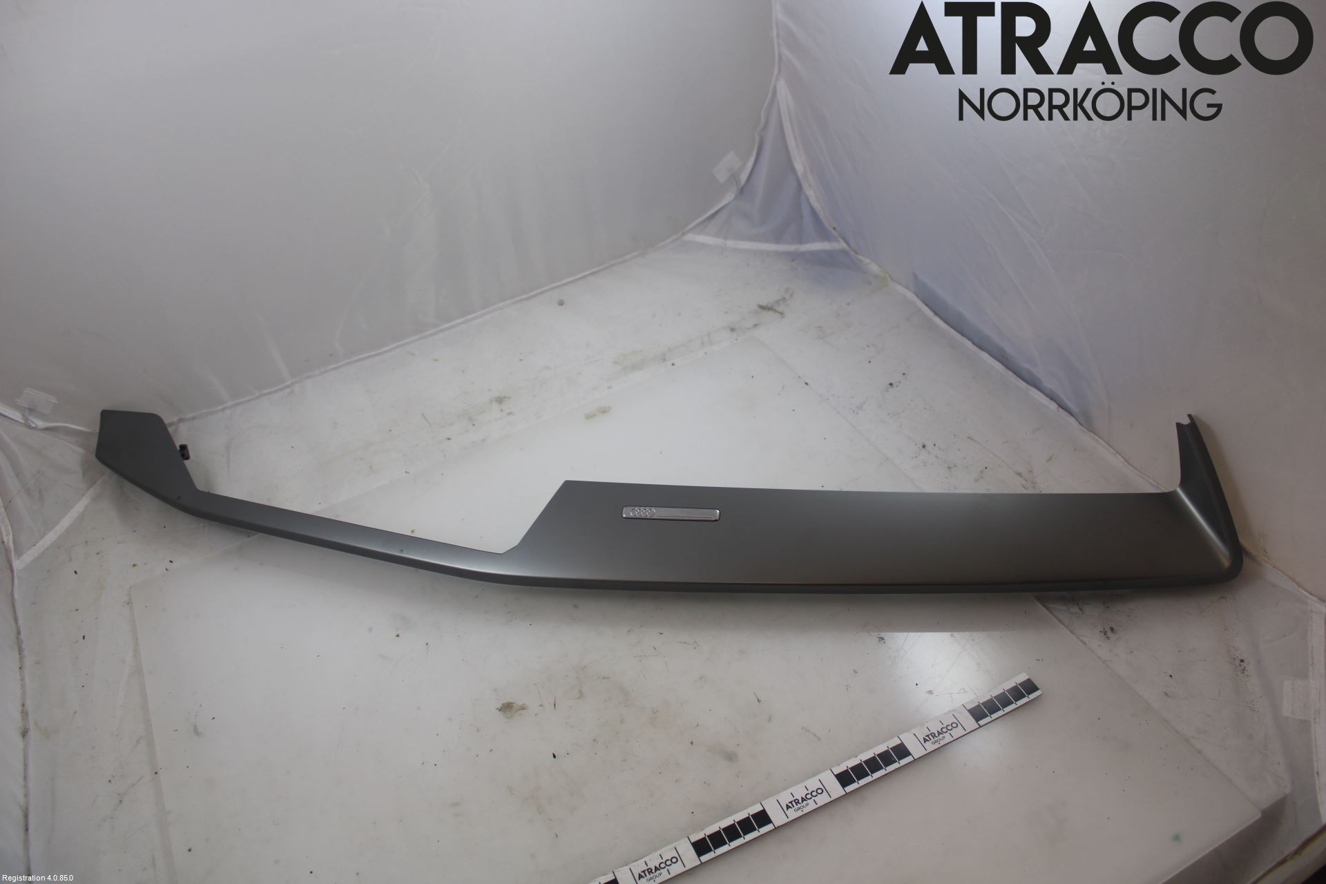 Audi A3/S3 8Y 21- Instrumentbräda Inlägg-Dekorlist