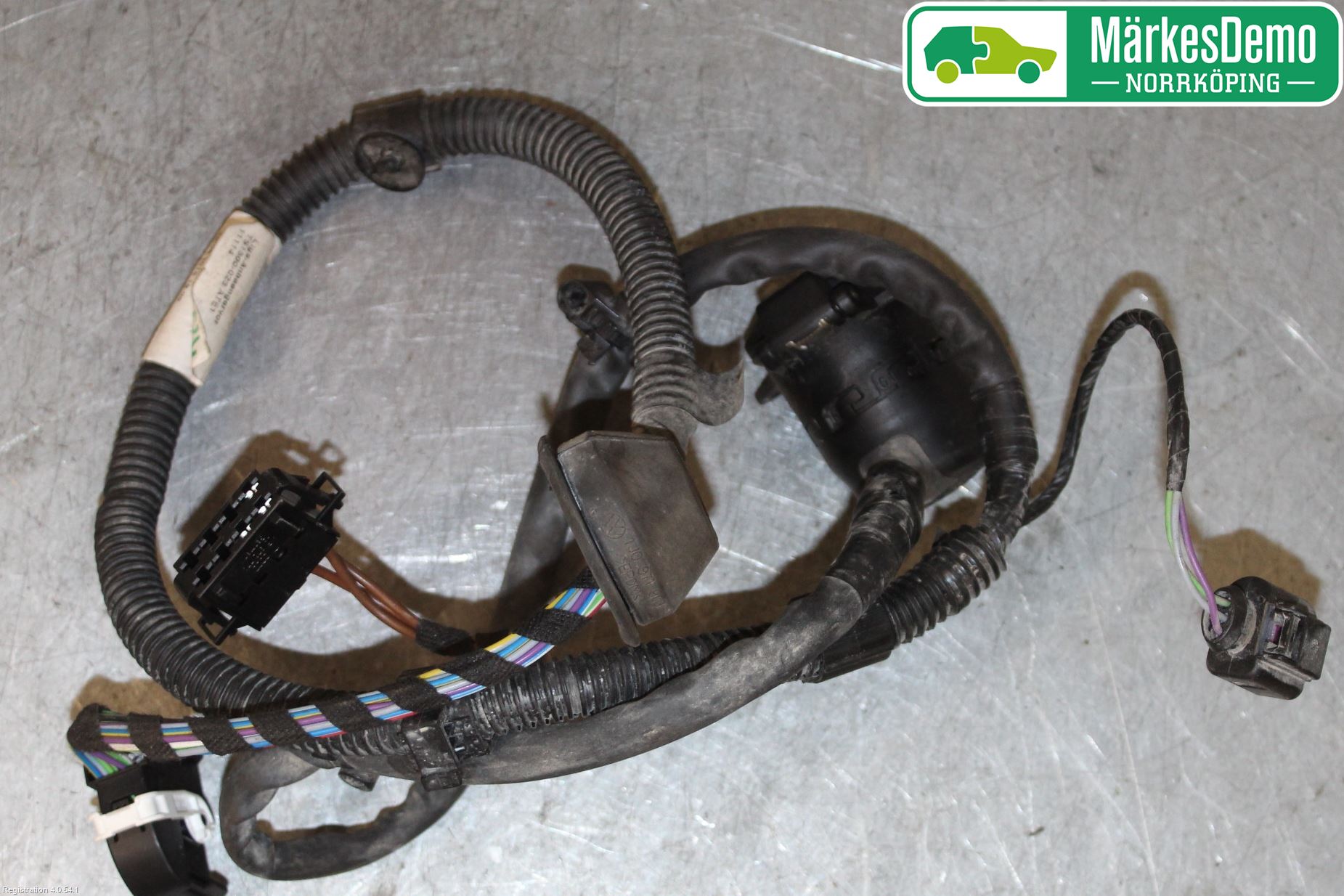 Volkswagen VW GOLF / E-GOLF VII 13-20 Dragkrok Elsats
