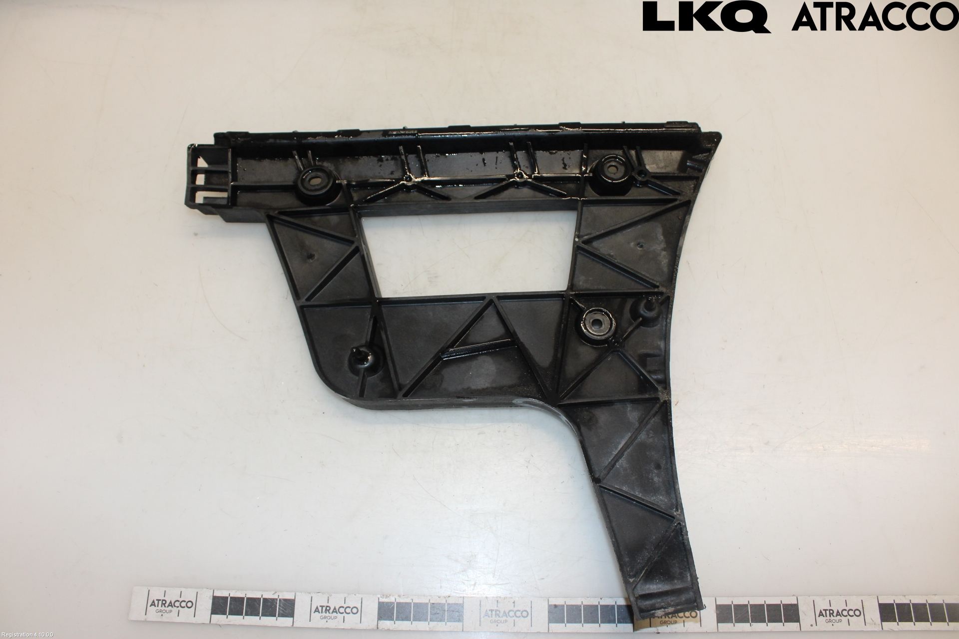 Audi A4/S4 08-11 Stötfångarfäste Bak Vä