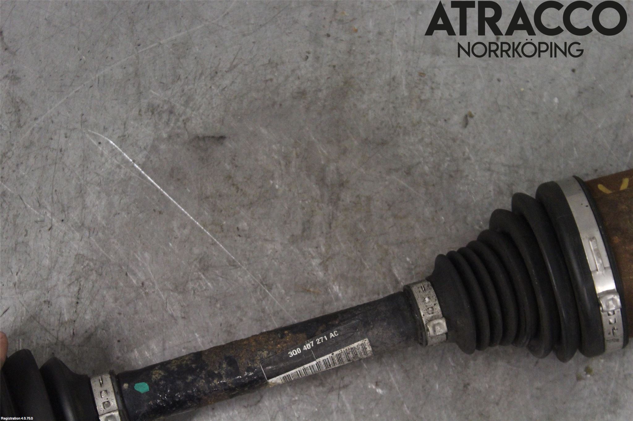 Volkswagen VW PASSAT 15-19 Drivaxel Fram Vänster