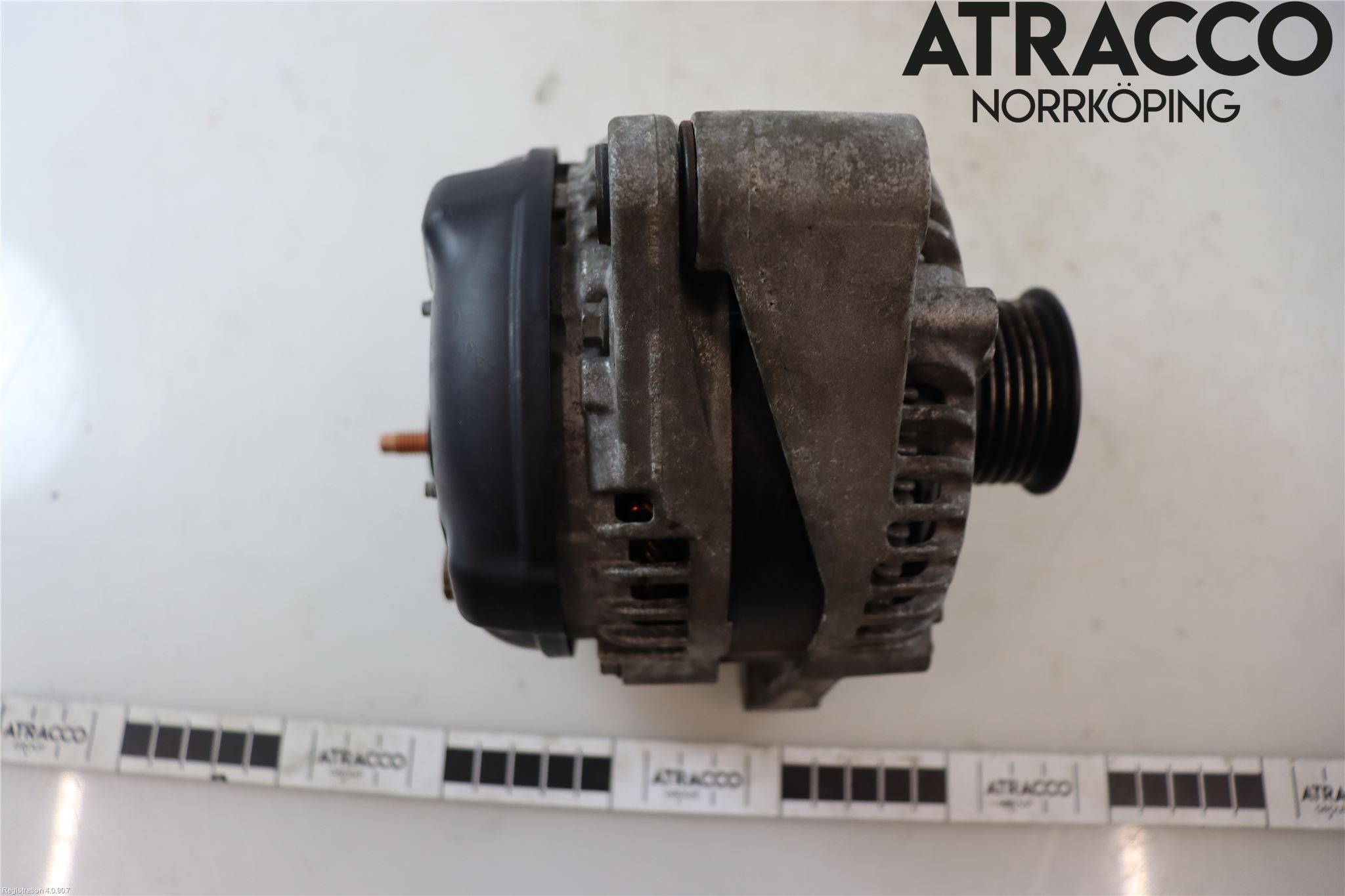 Jaguar XJ X350        03-09 Generator