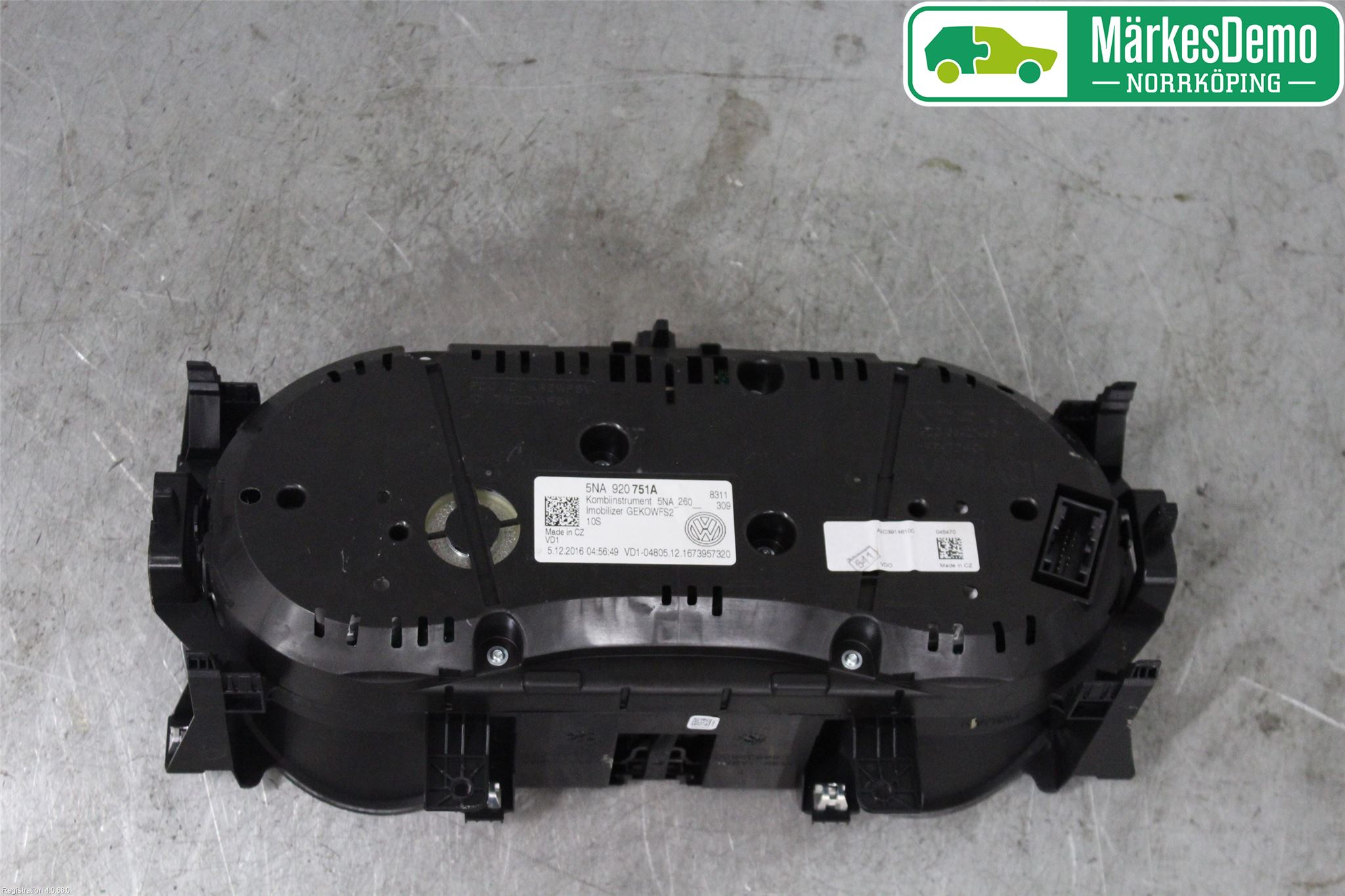 Volkswagen VW TIGUAN 16-24 Instrument Komb