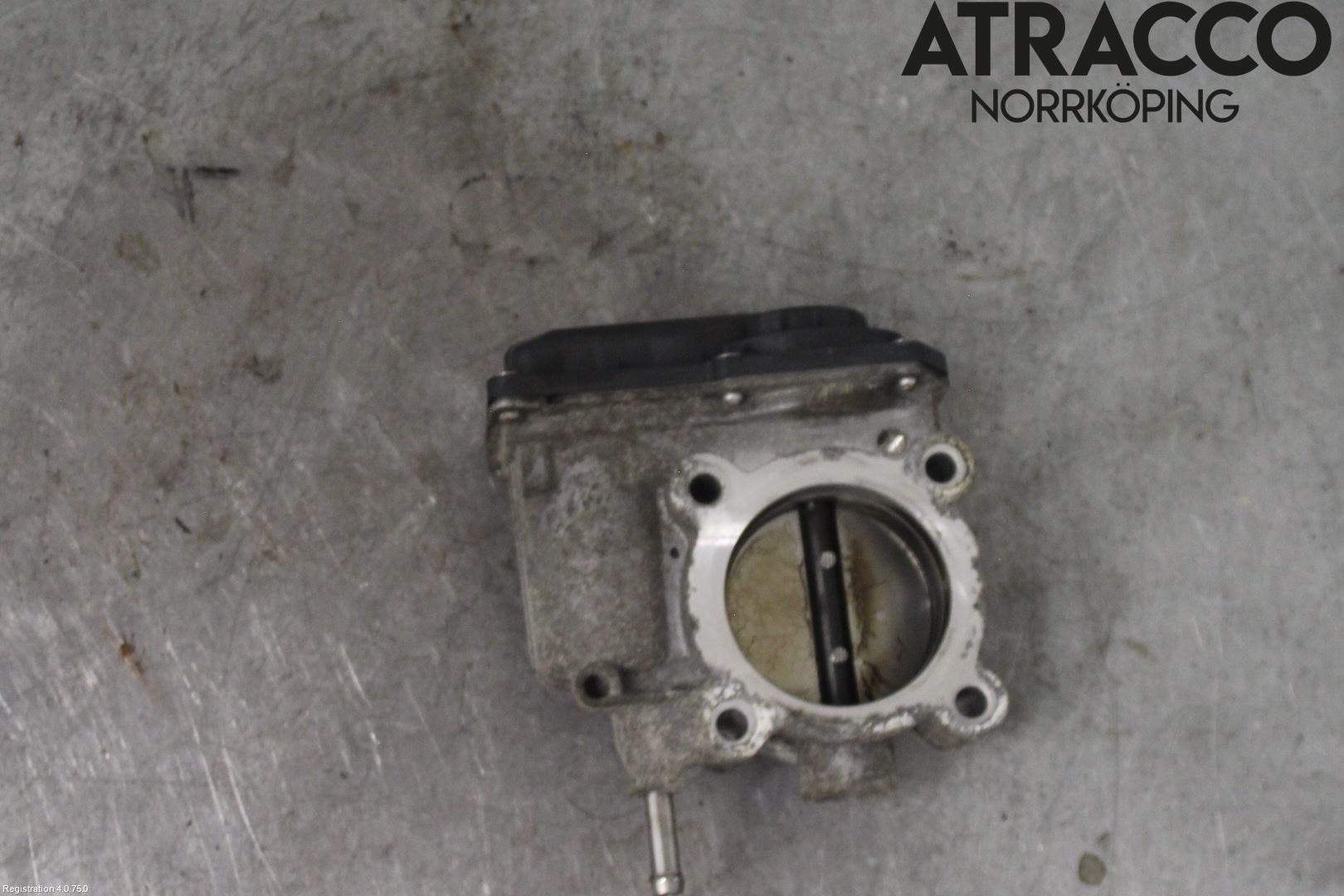 Toyota AVENSIS 09-15 Injspjällhus