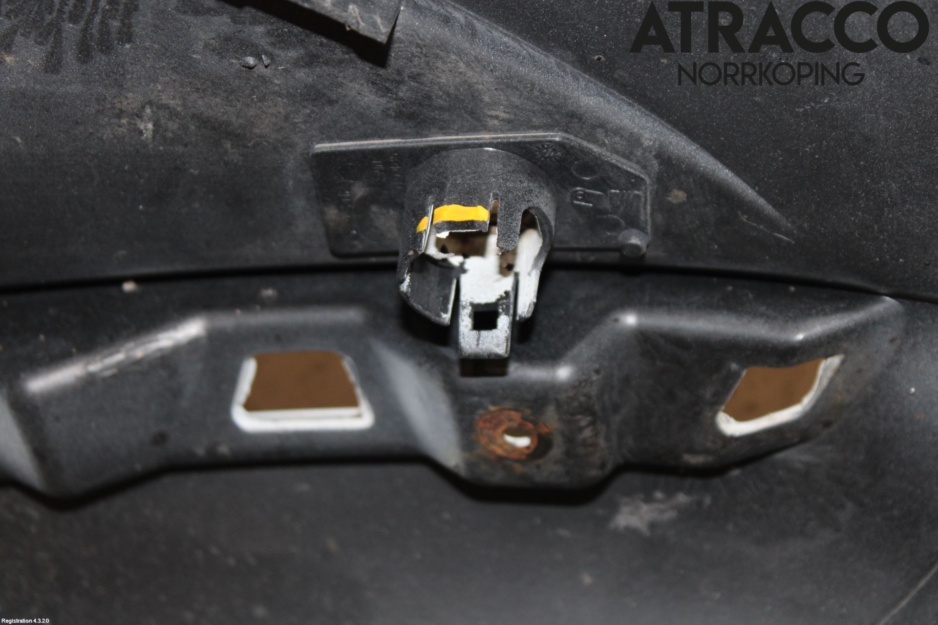 Seat LEON 06-12 Stötfångarbeklädnad Bak