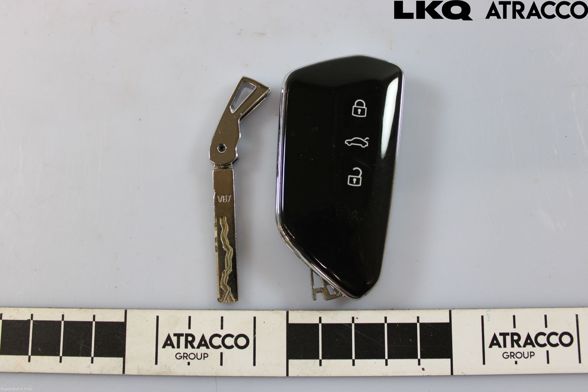 Volkswagen VW PASSAT 24- Nyckel-Nycklar