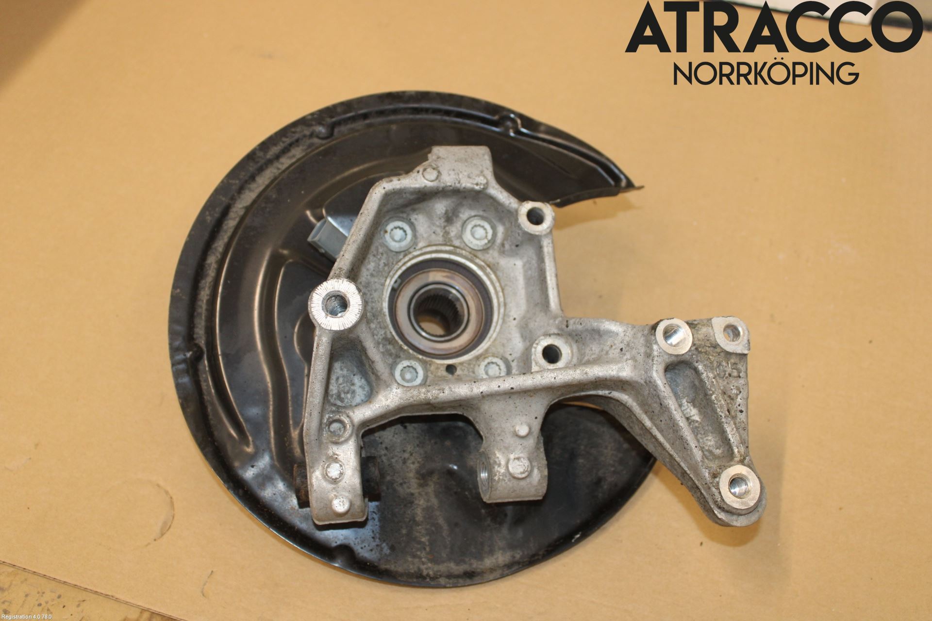 Skoda SUPERB 09-15 Hjullagerhus-Spindel Vä B