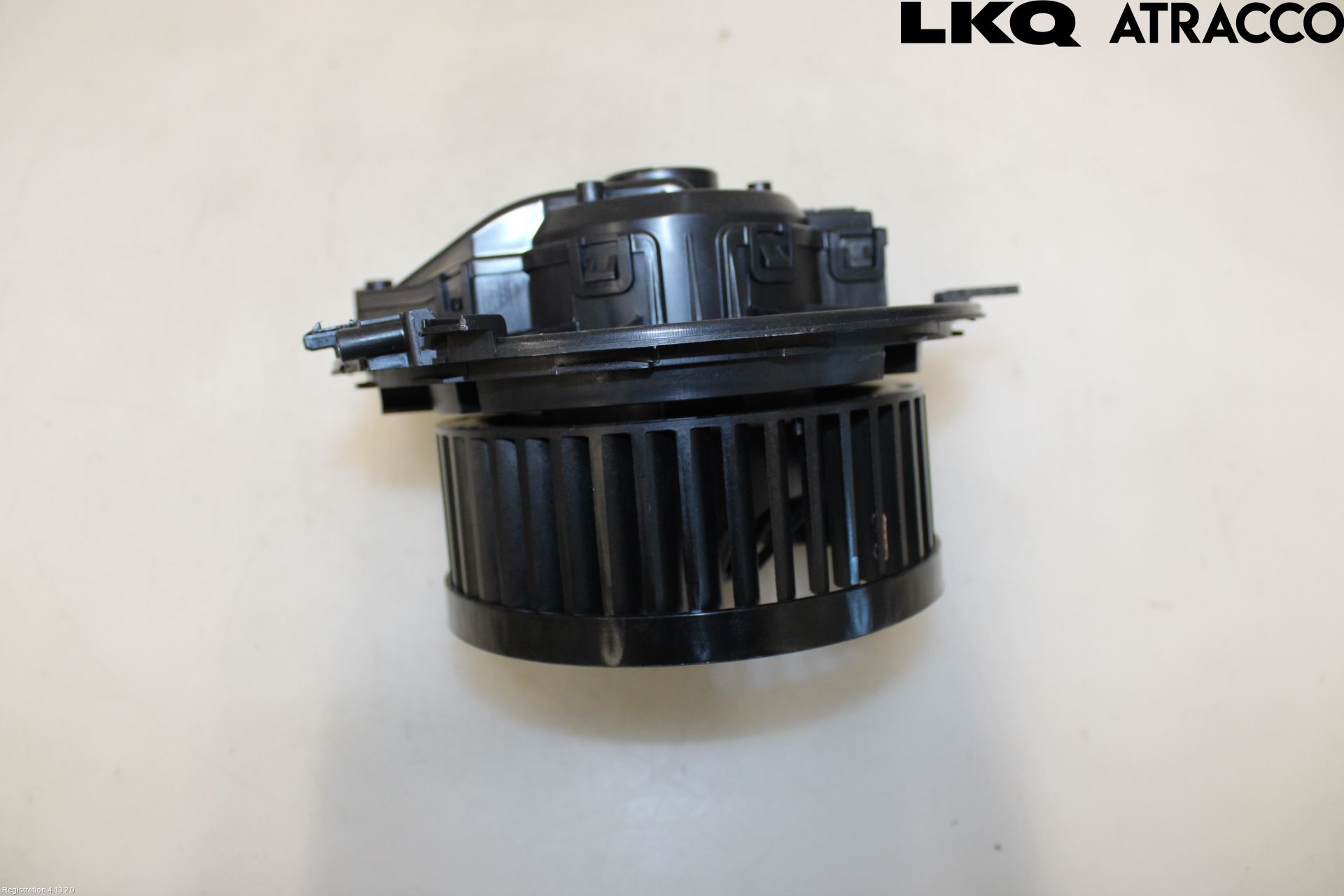 Volkswagen VW PASSAT 24- Värmefläkt