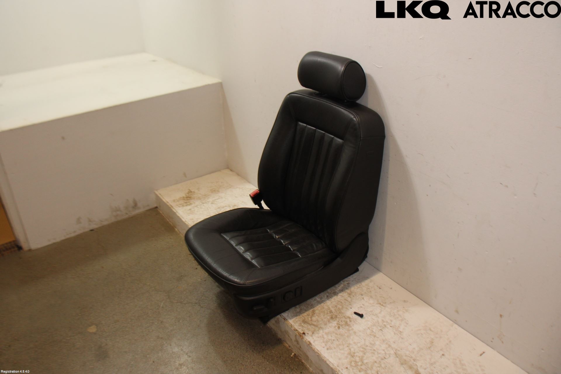 Audi A8/S8 4D 94-02 Inredning Stol Fram Vä