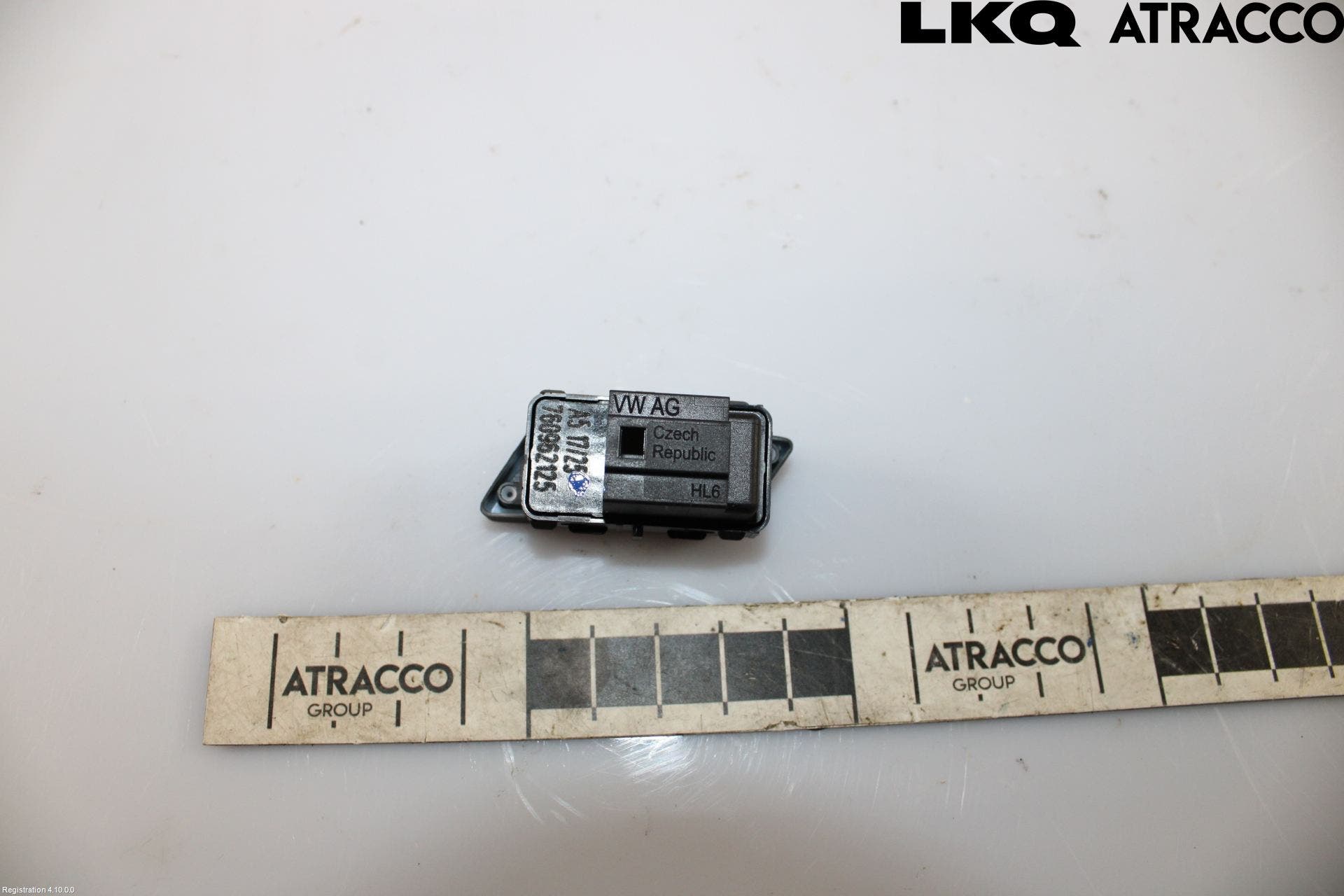 Volkswagen VW TOUAREG CR 18- Strömställare Centrallås