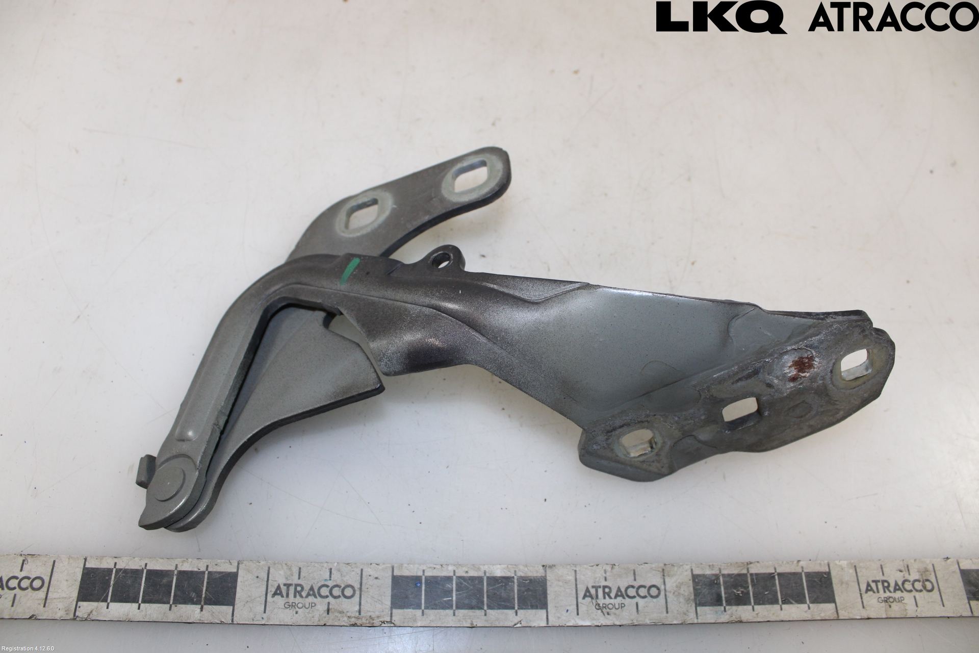 Ford MONDEO 07-15 Huvgångjärn