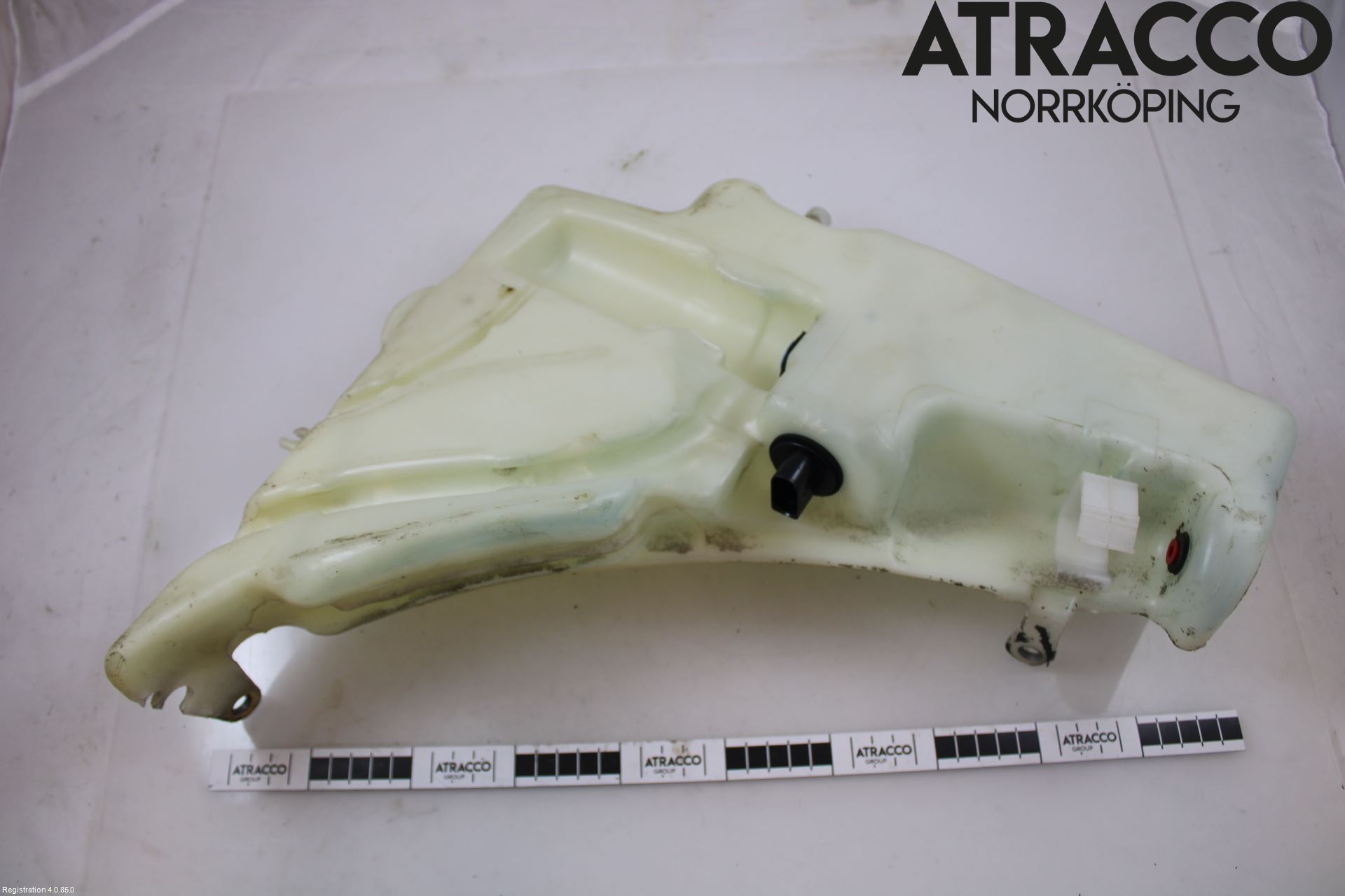 Audi A4/S4 08-11 Spolartank Vindruta-Strål