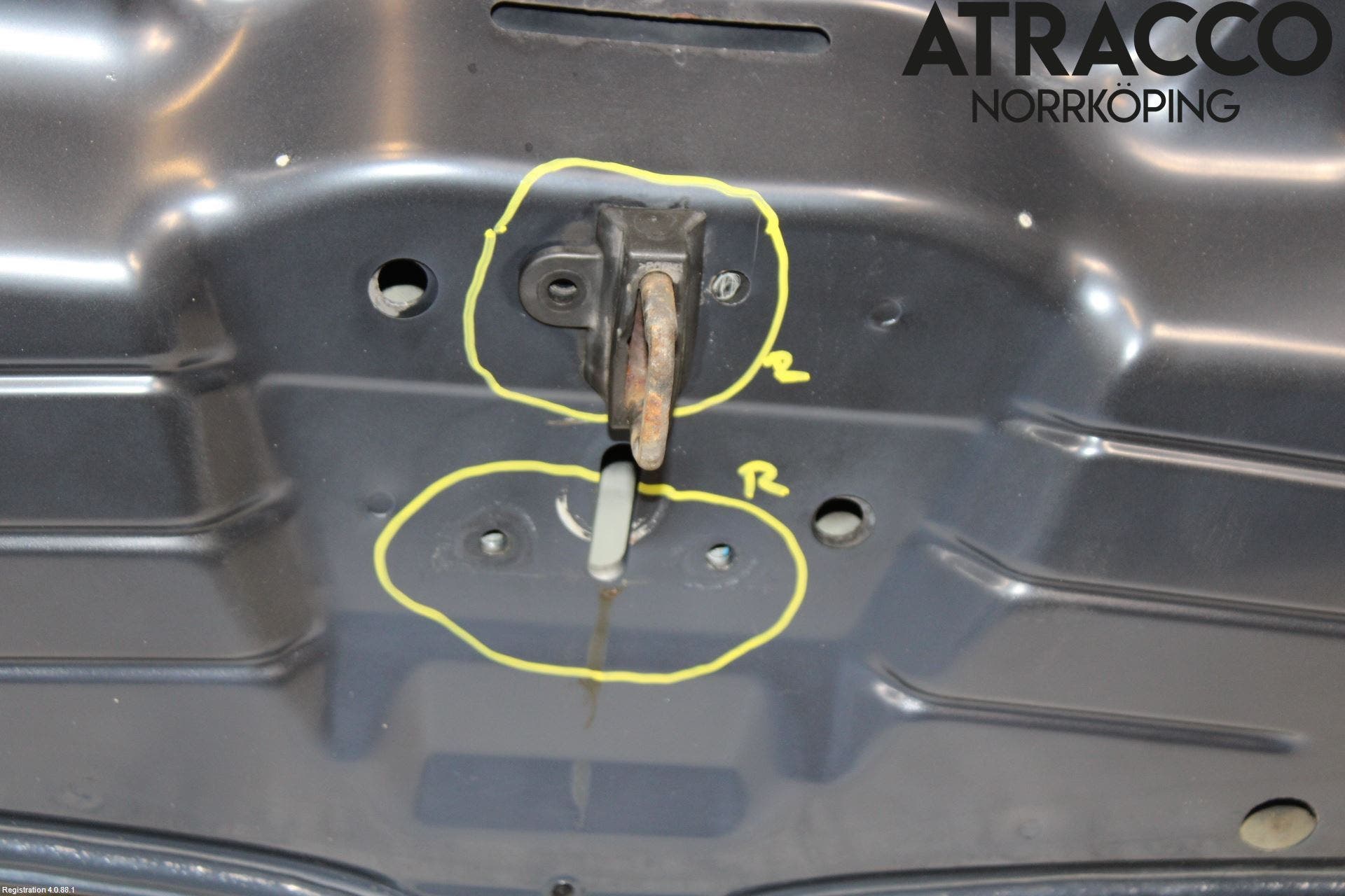 BMW 1 E87/81 5D/3D 03-11 Huv Fram