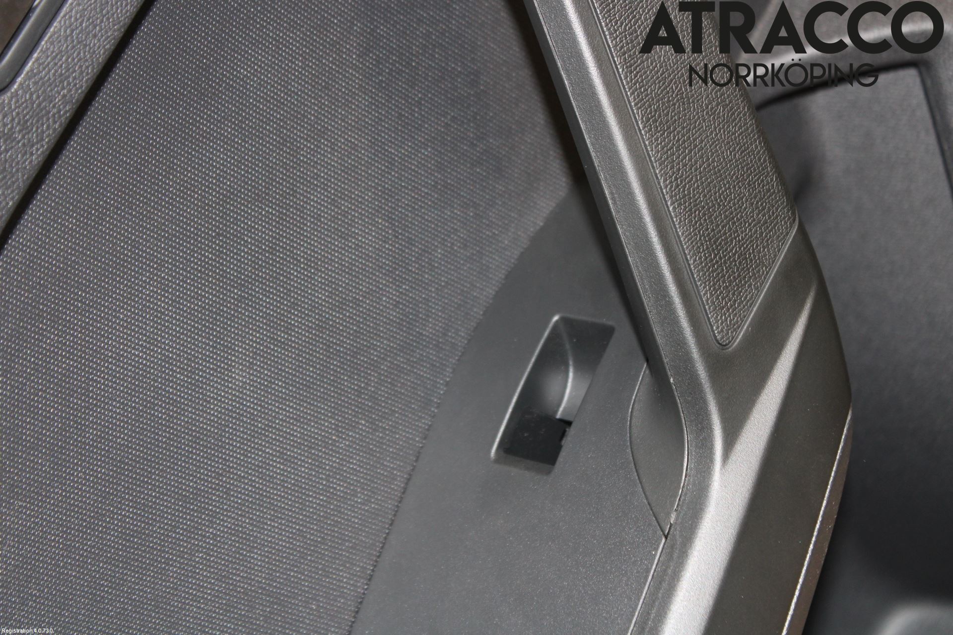 Seat LEON 20- Dörrklädsel Vä