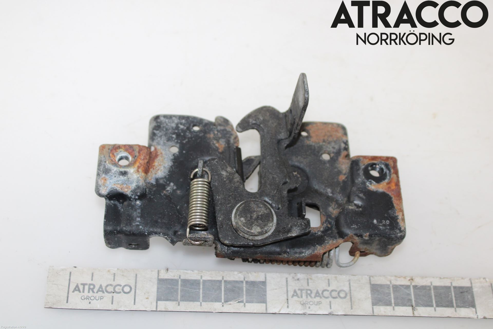 Mazda 2 (DE) 08-15 Huvlås