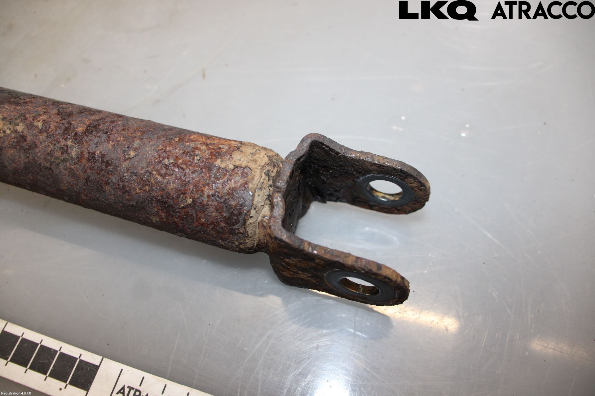 Hyundai i40 08-15 Stötdämpare Bak