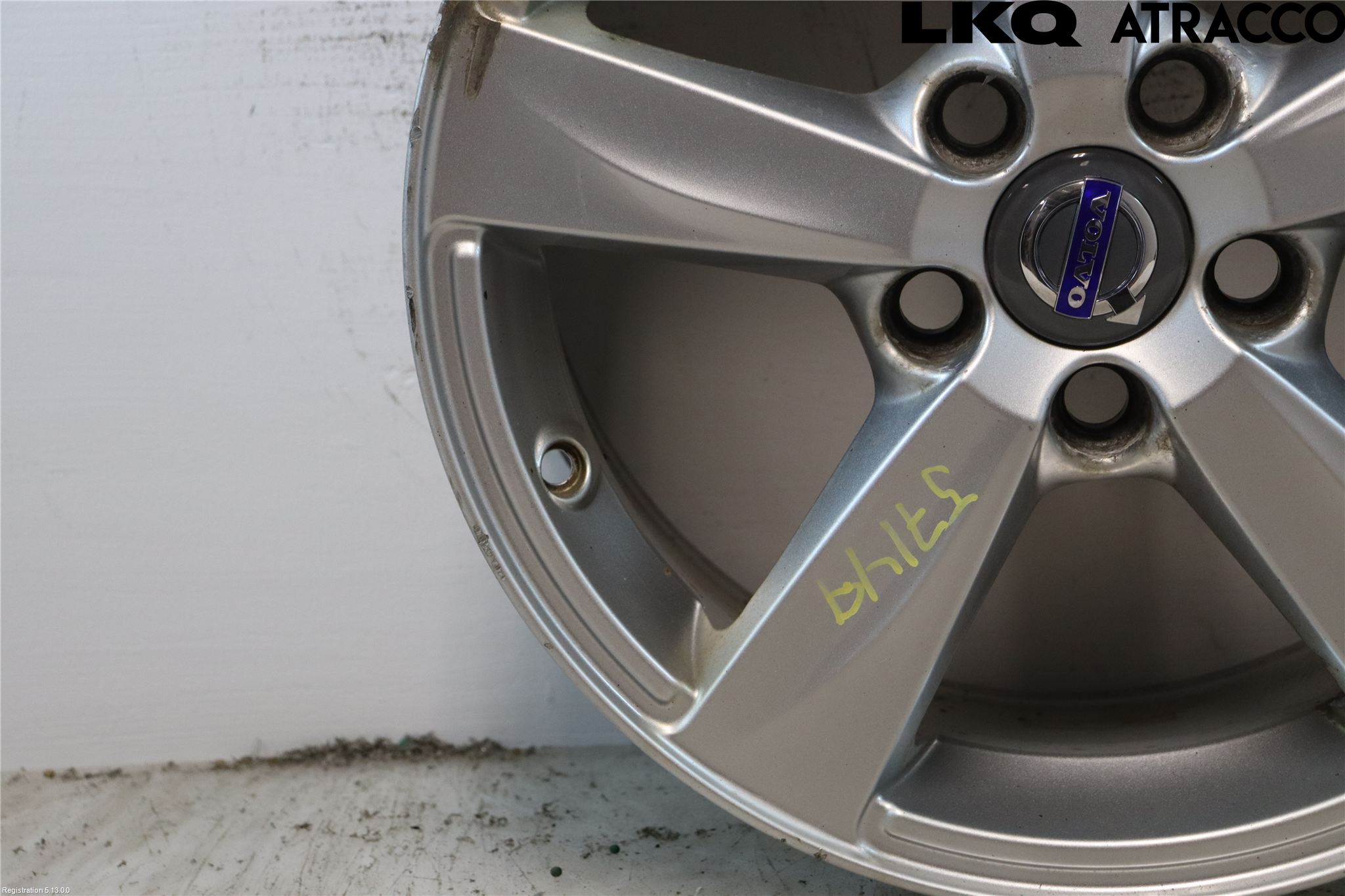 Volvo V40 12-19 Fälg Aluminium