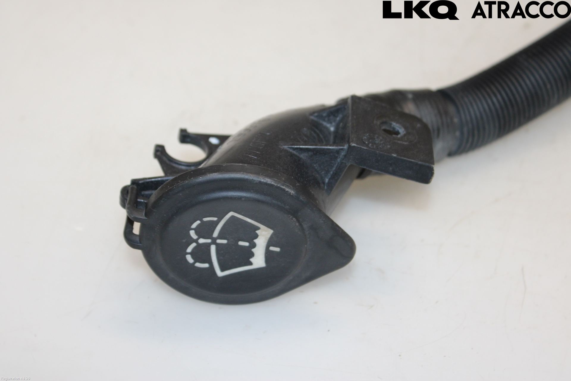 BMW 5 E60/61 Sed/Tou 02-10 Spolartank Påfyllningsrör