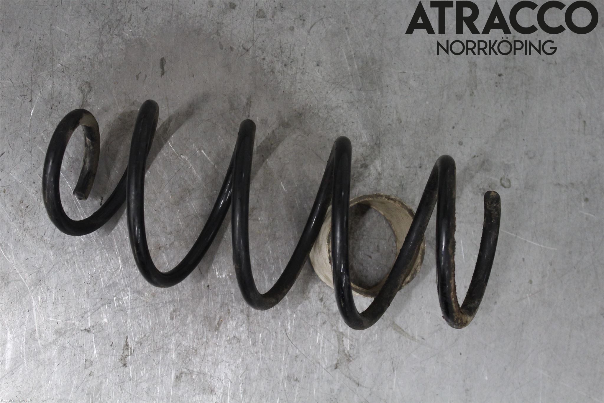 Volkswagen VW POLO 10-17 Fjäder Fram