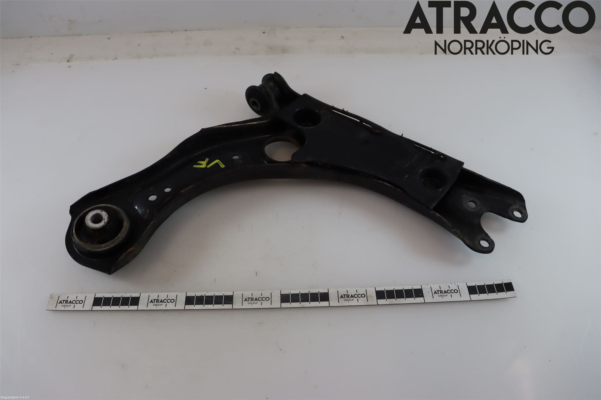 Seat ARONA Bärarm Fram Undre Vä