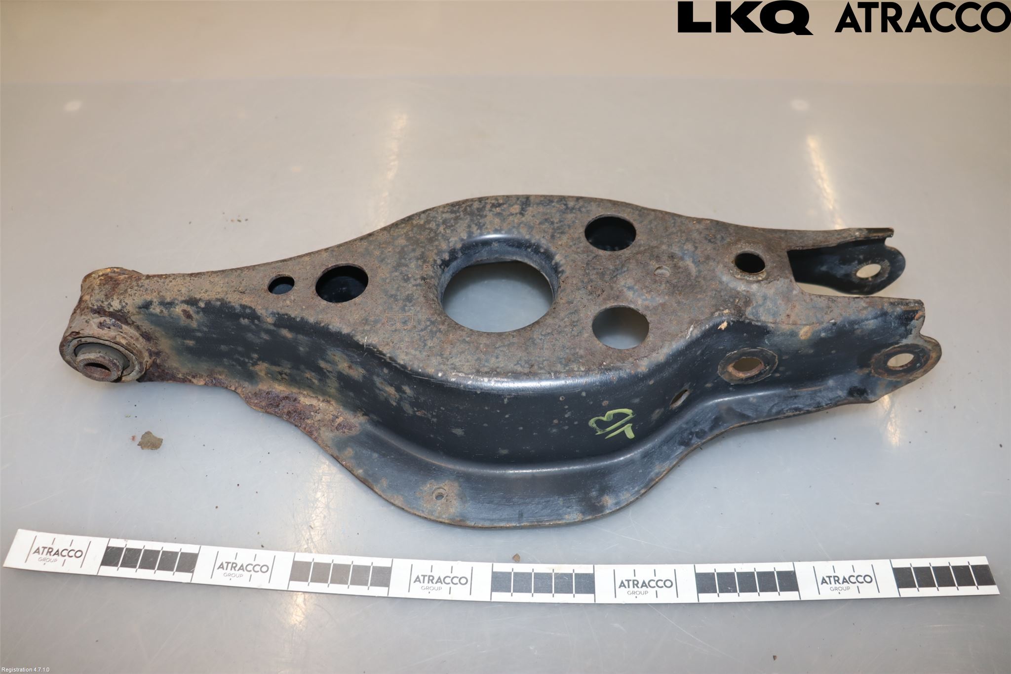 Lexus IS 250/350 14-20 Bärarm Bak Vänster