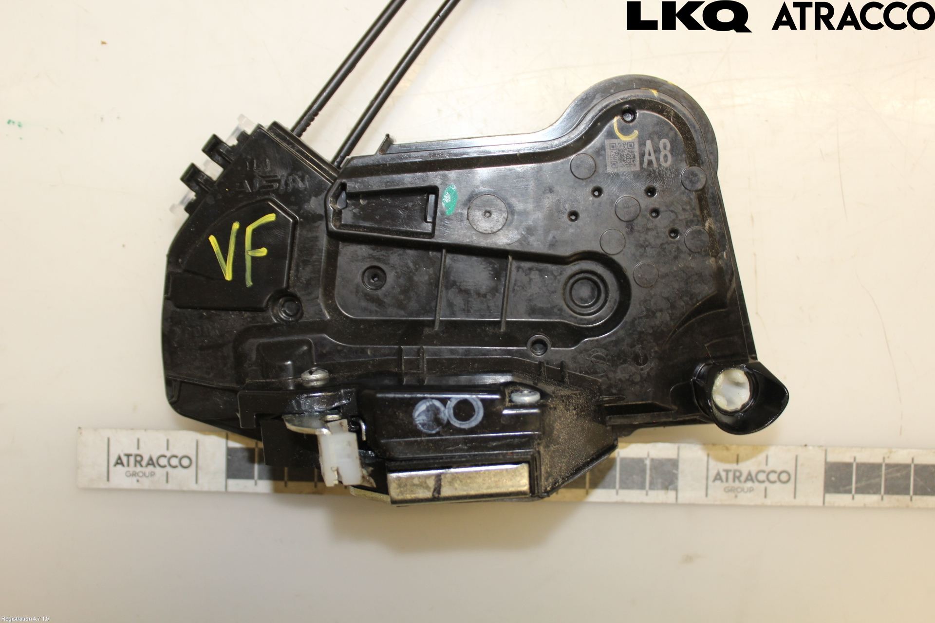 Toyota COROLLA 19- Låskista-Dörrlås