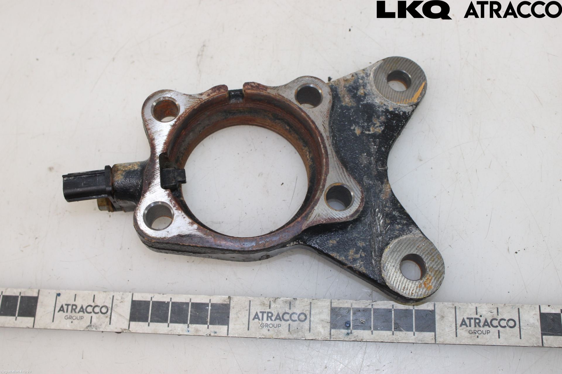Toyota YARIS CROSS XP21 21- Hjullagerhus-Spindel Hö B