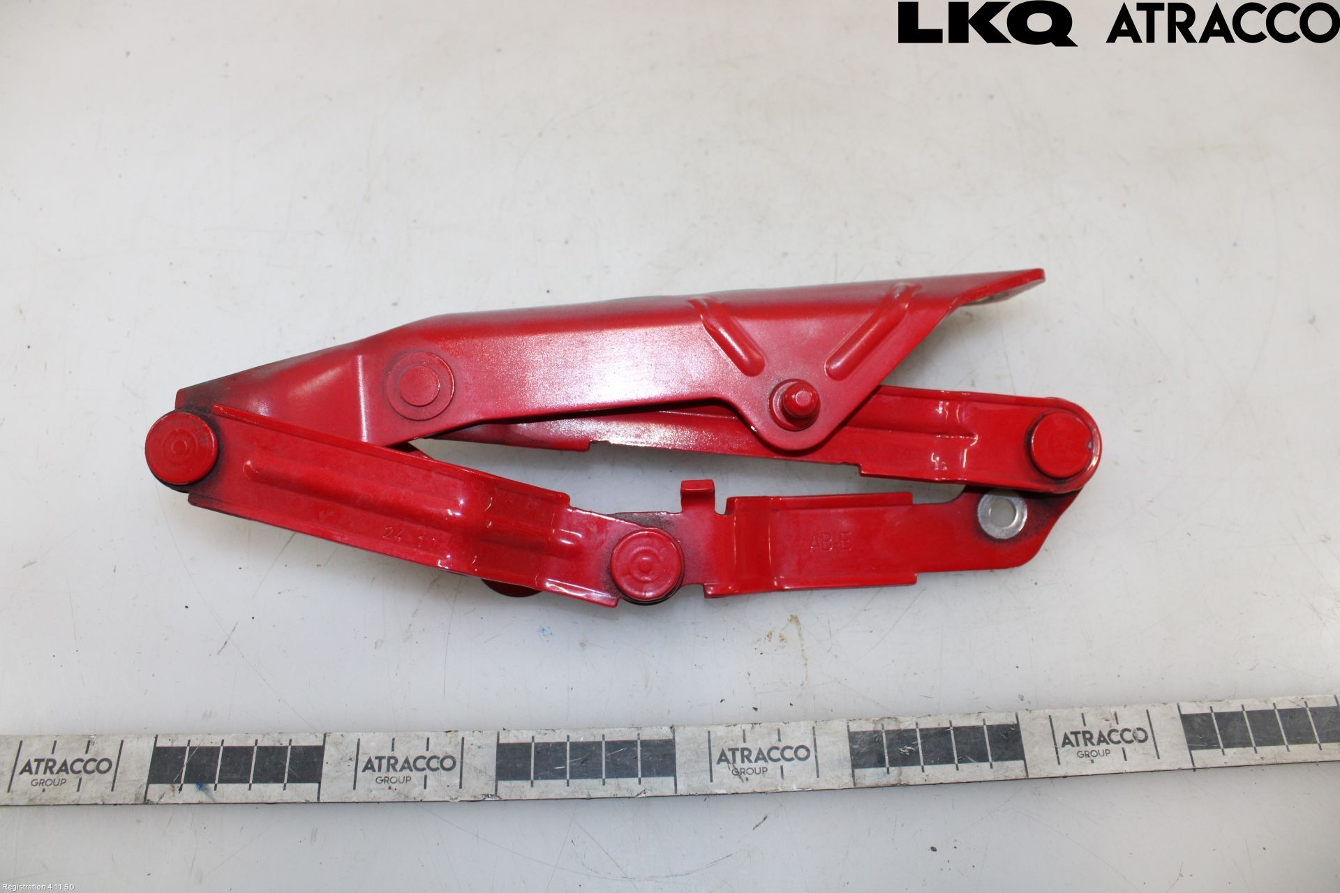 Audi TT/TTS 07-14 Huvgångjärn