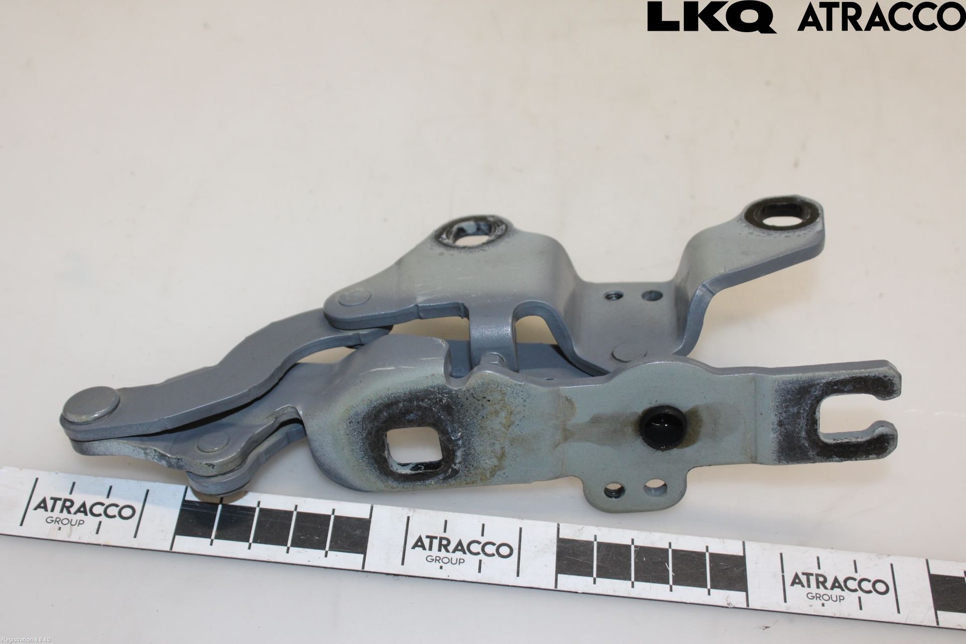 BMW 1 E87/81 5D/3D 03-11 Huvgångjärn