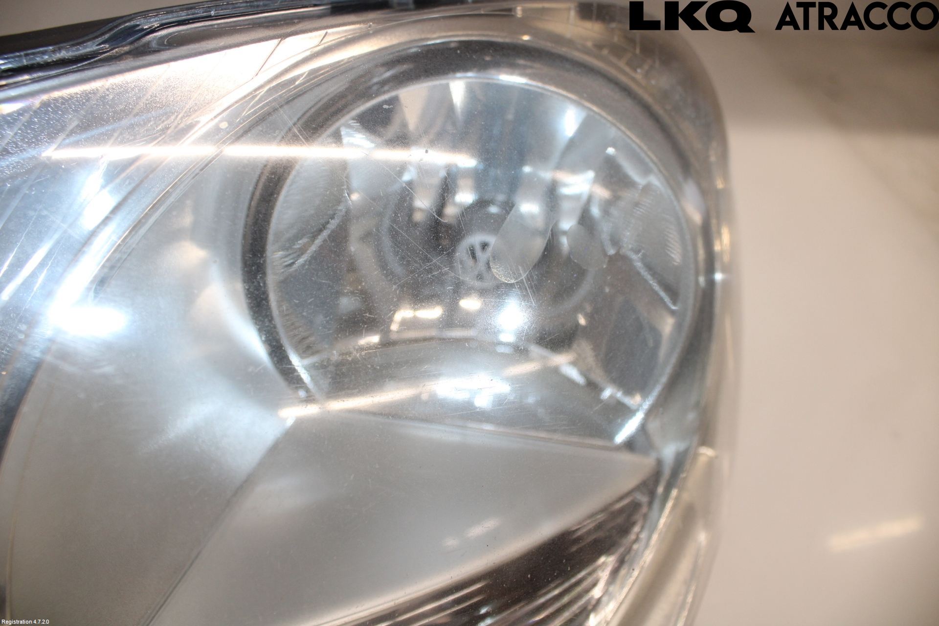 Volkswagen VW POLO 05-09 Strålkastare Vänster