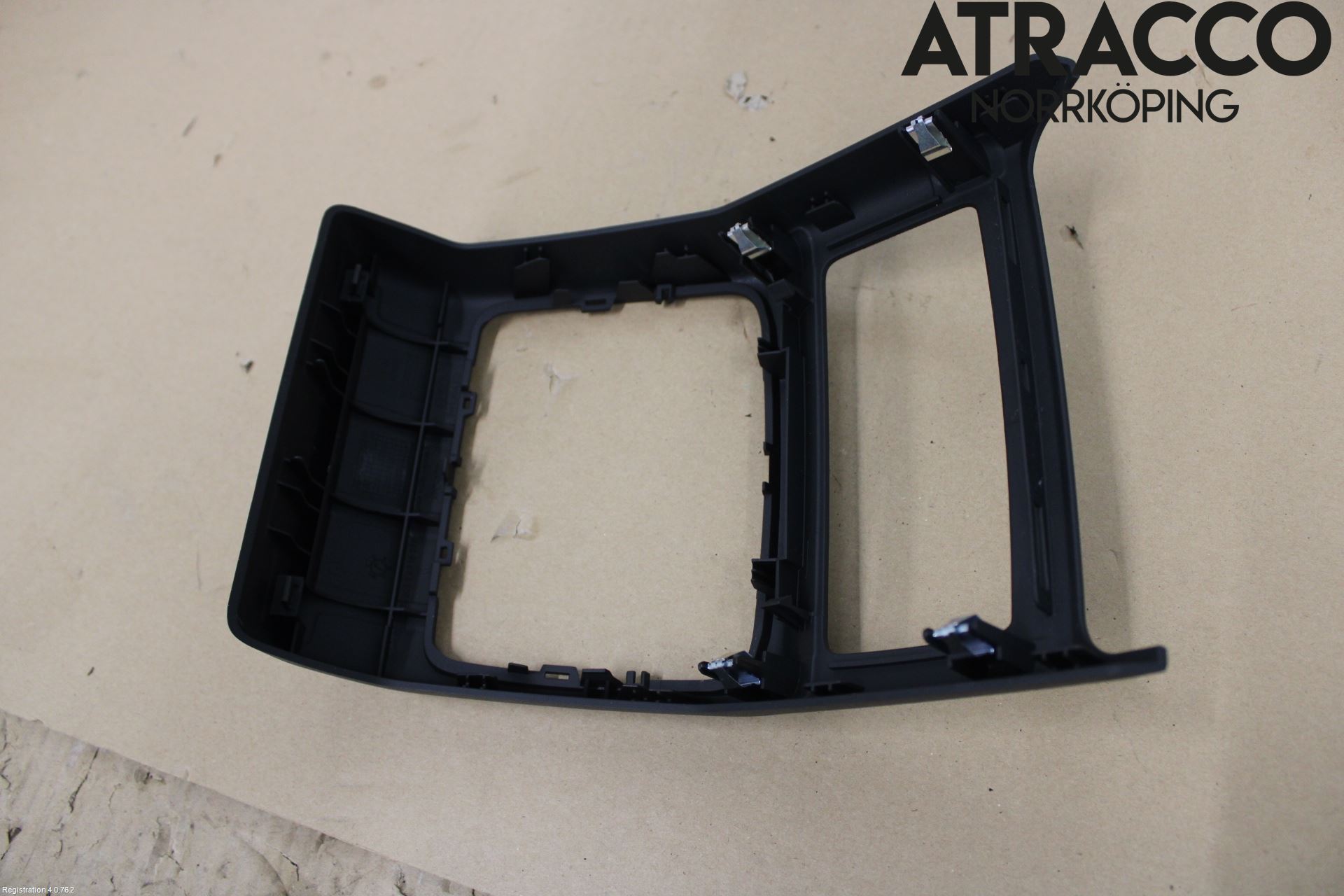 Audi A4/S4 B9 16-19 Instrumentkonsoll Mitt