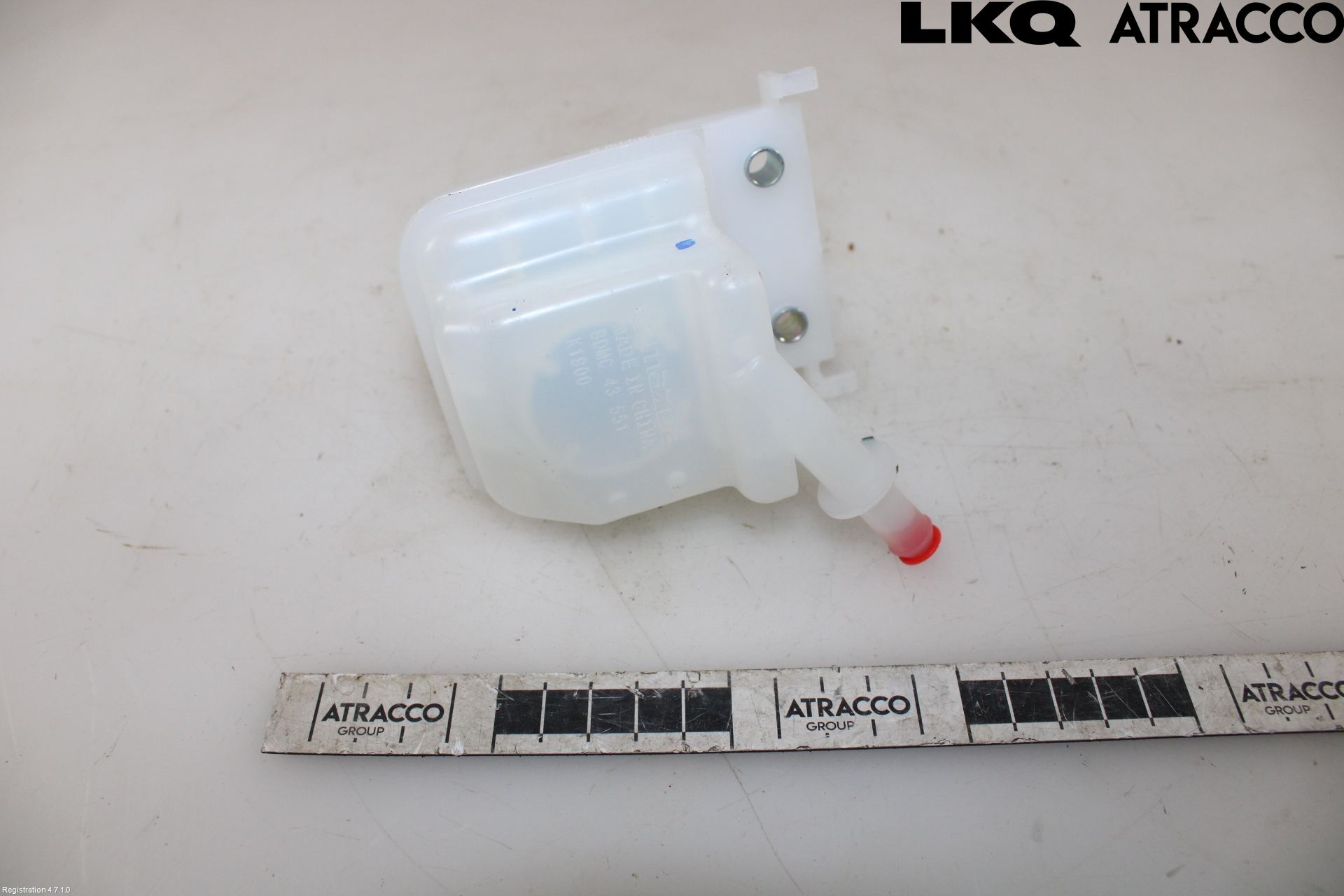 Mazda CX-30 20- Bromsvätskebehållare