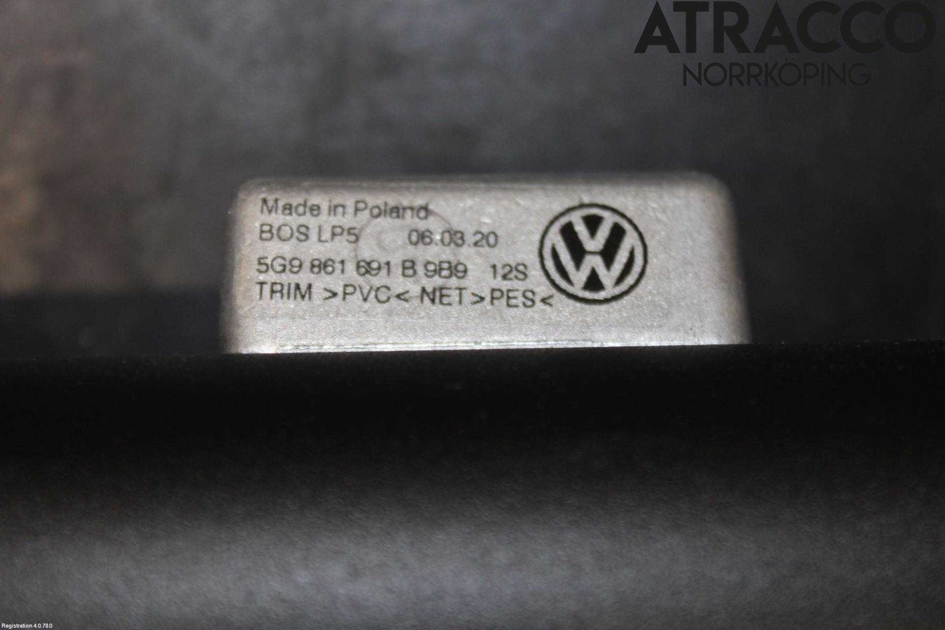 Volkswagen VW GOLF / E-GOLF VII 13-20 Lastnät
