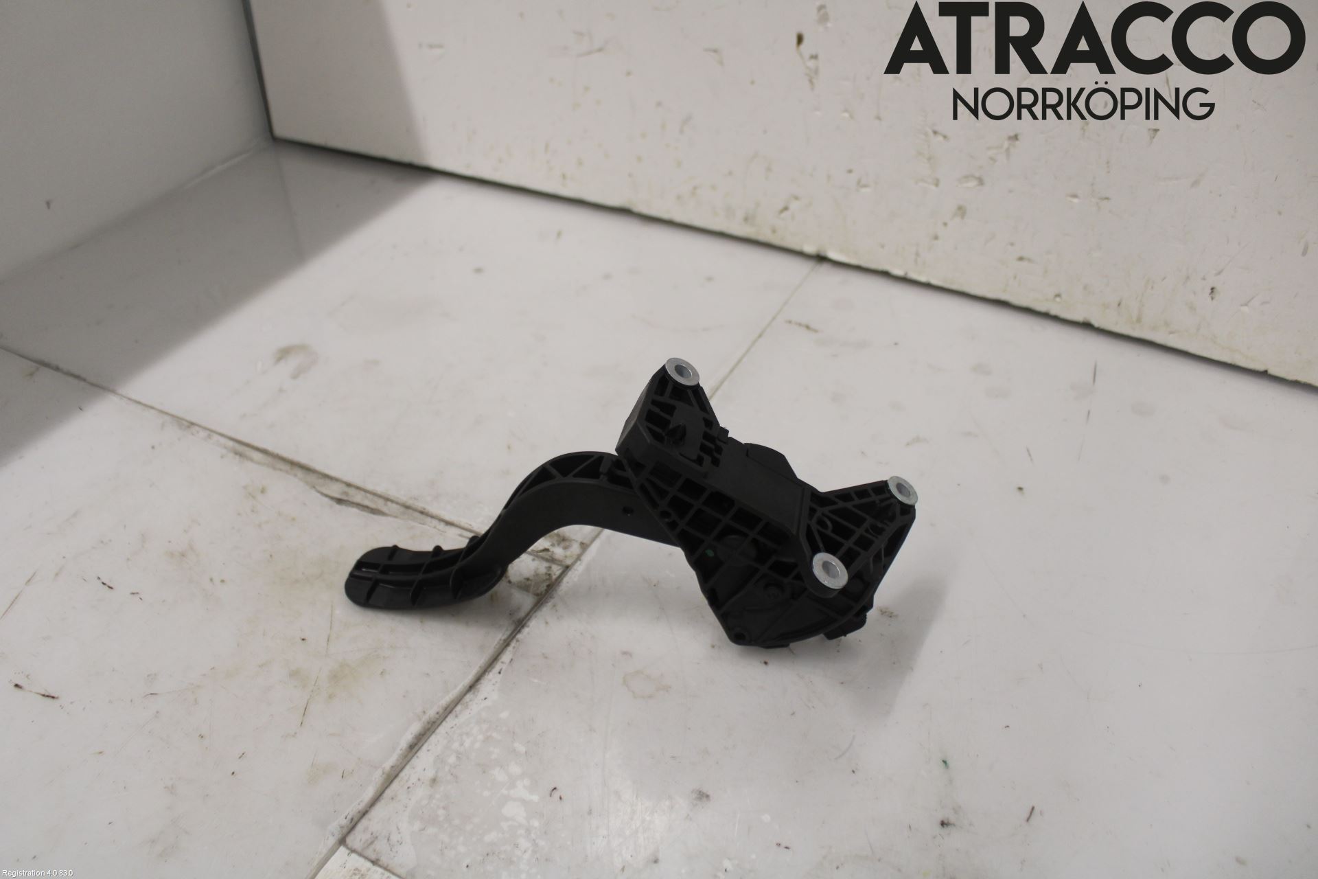 Toyota COROLLA 19- Gaspedal