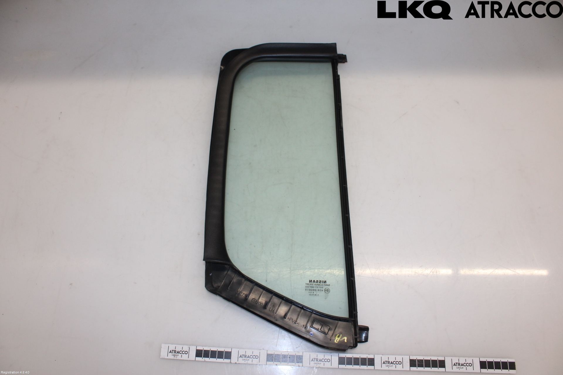 Nissan NAVARA 05-16 Dörruta Bak Lilla Vä