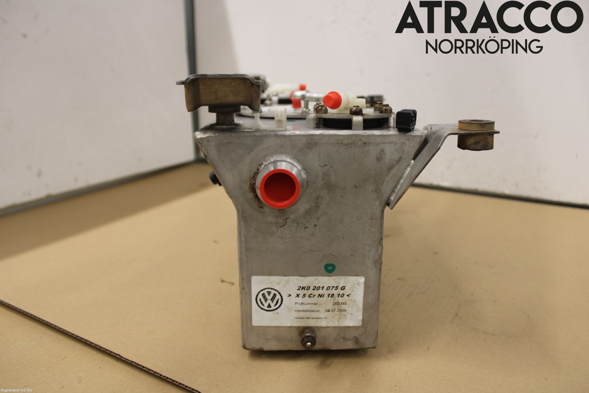 Volkswagen VW CADDY      04-10 Bränsletank Insprutning