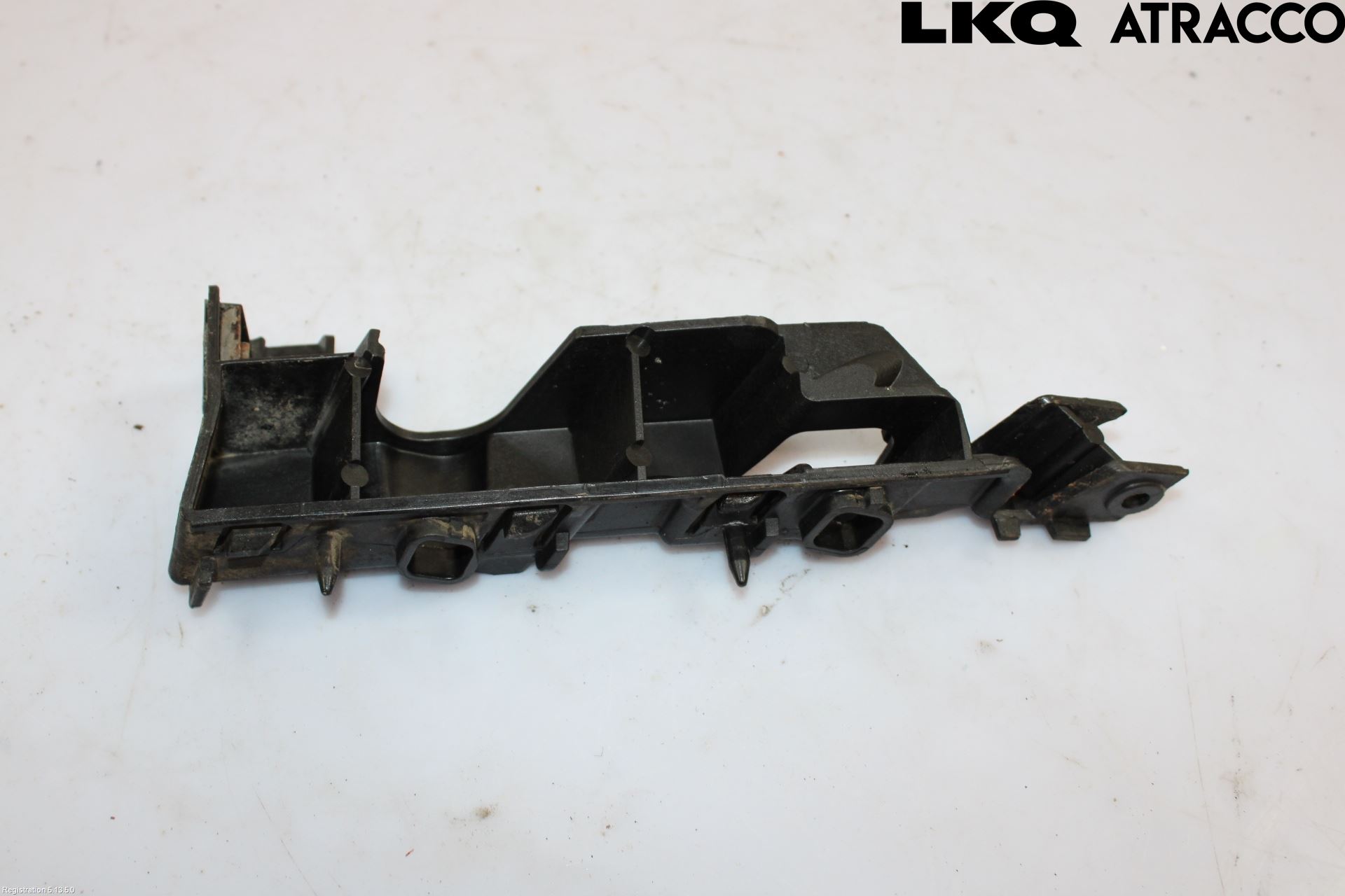 Audi A6/S6 4G 11-18 Stötfångarfäste Fram Hö
