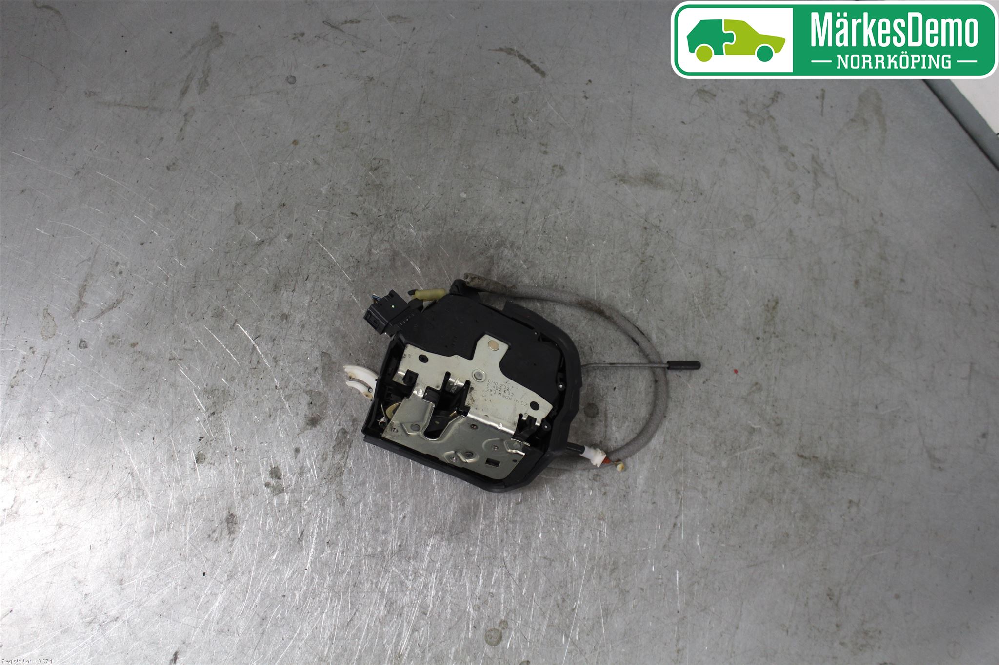 BMW X5 E53     99-06 Låskista-Dörrlås